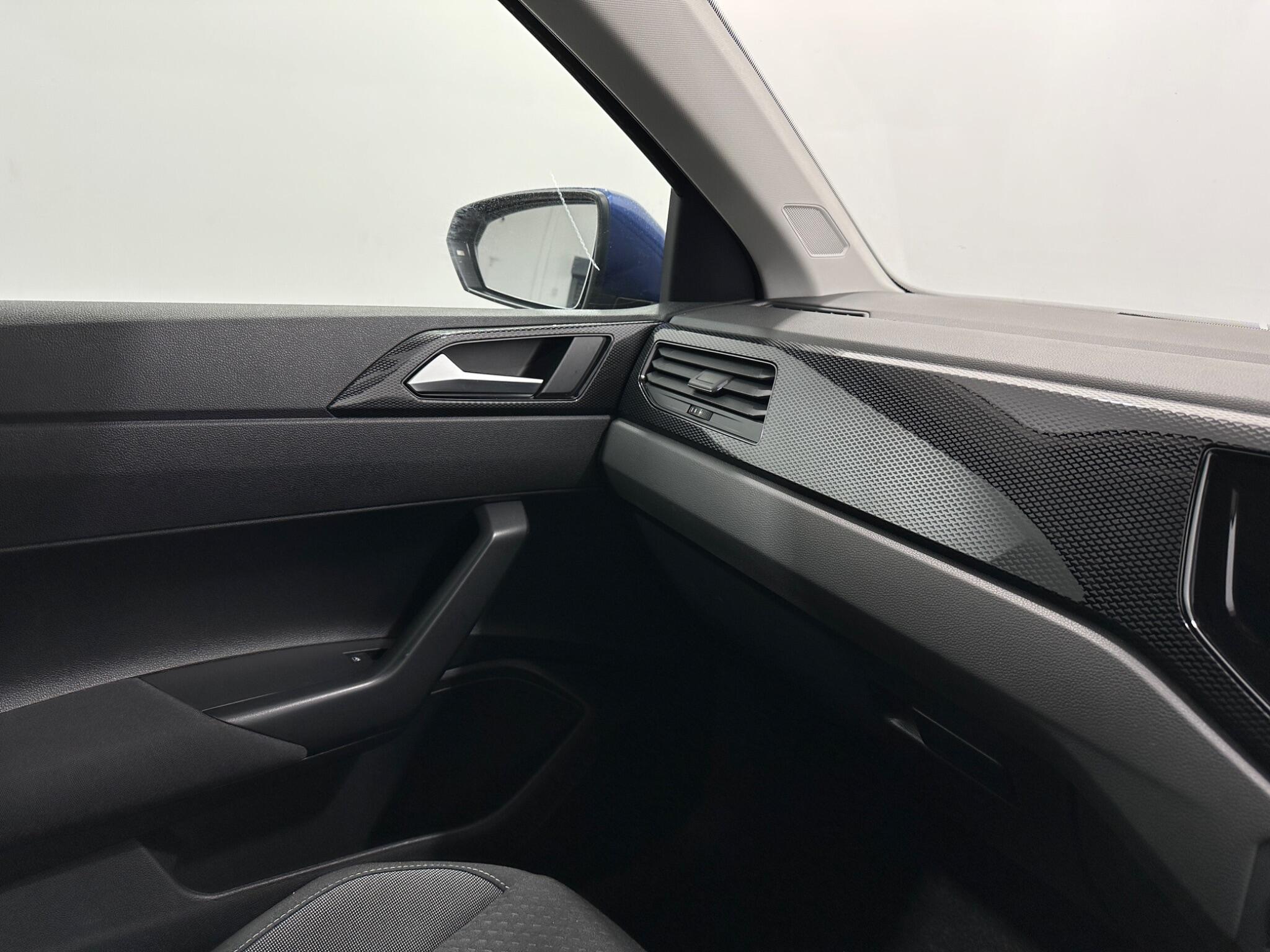 Volkswagen Polo view 25