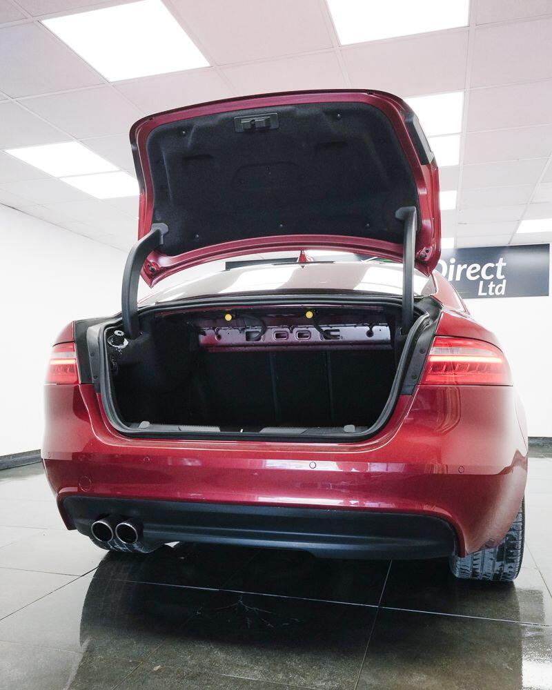 Jaguar Xe view 8