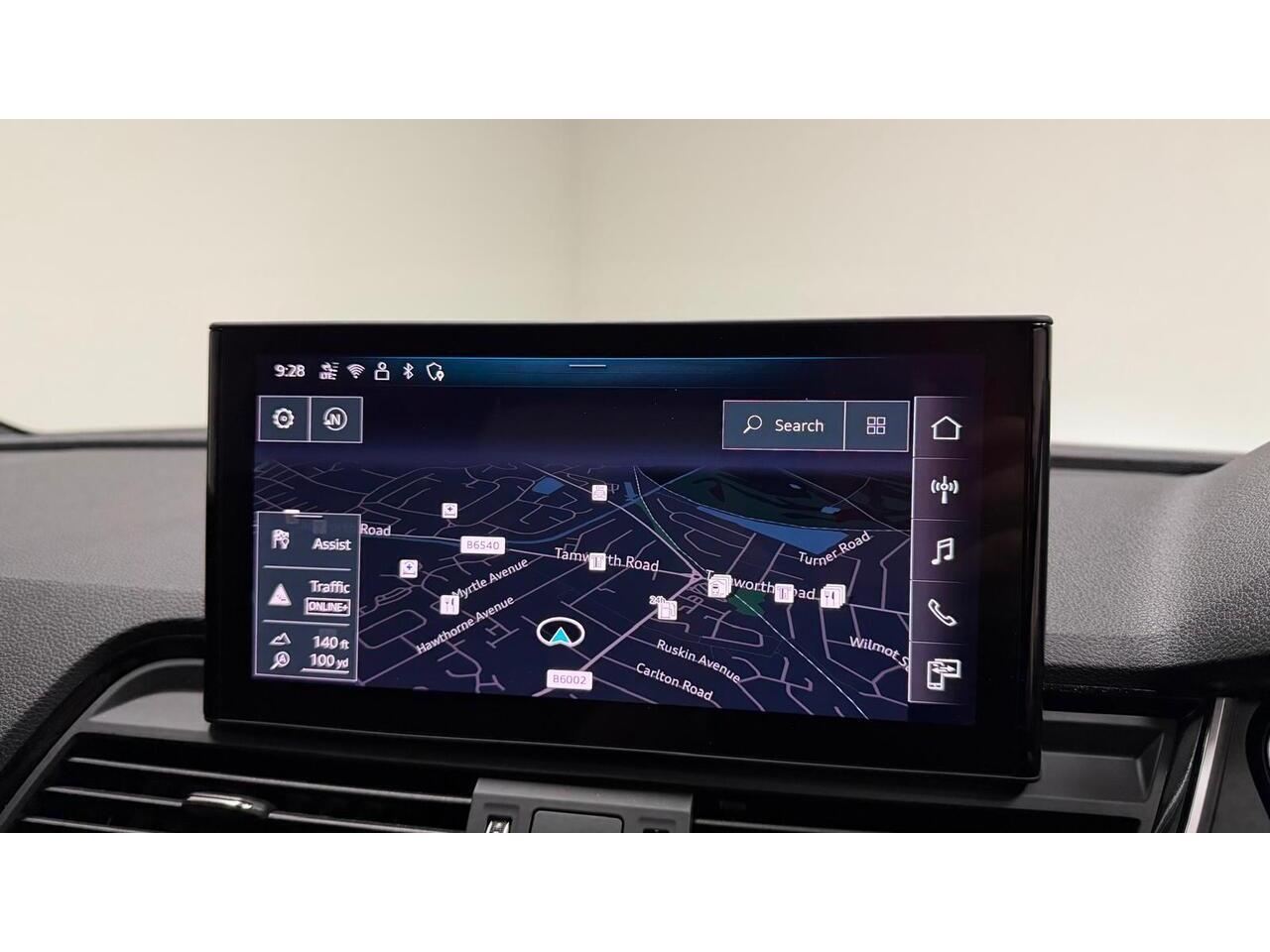Audi SQ5 view 20
