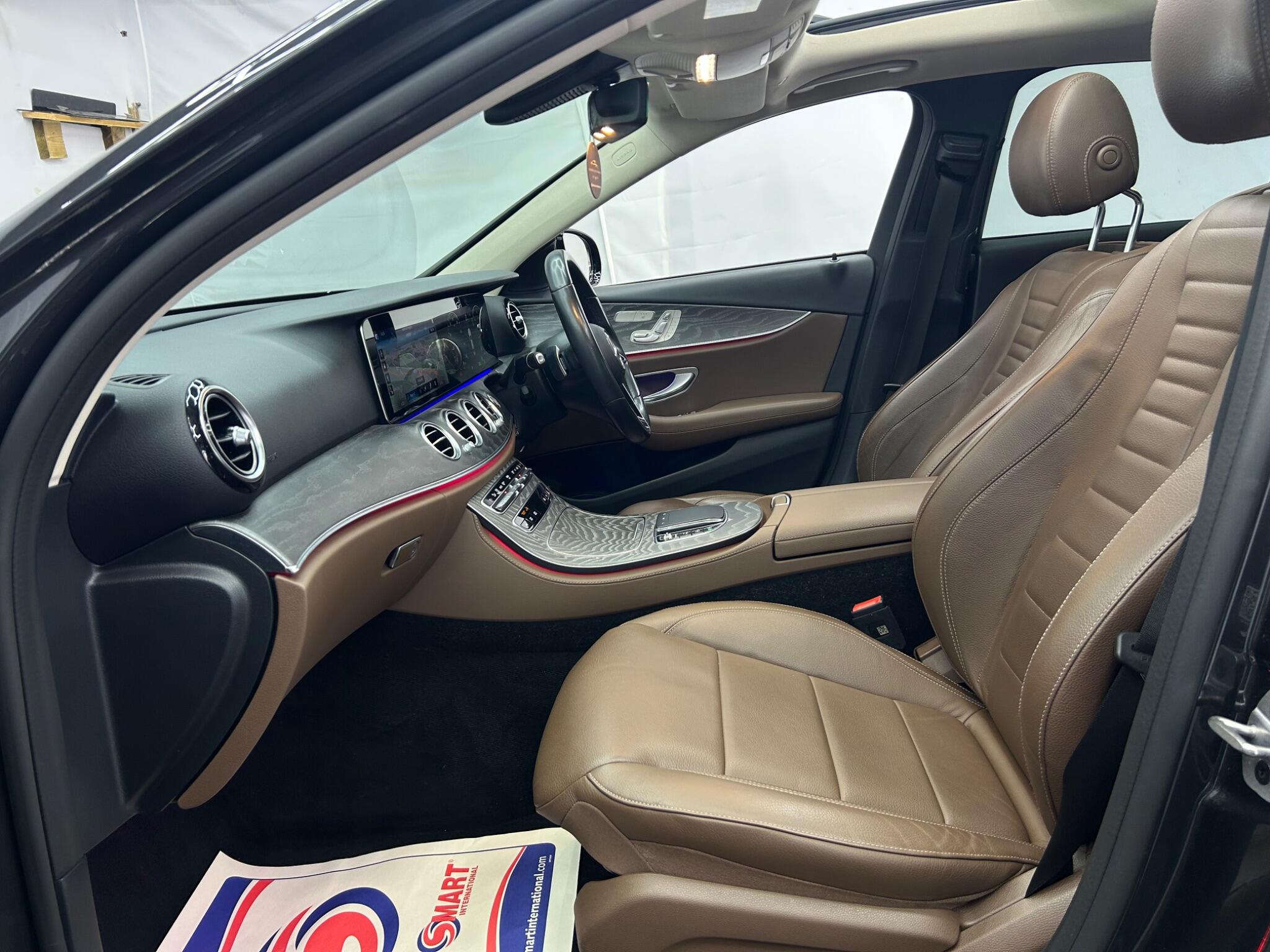 Mercedes-Benz E Class view 51