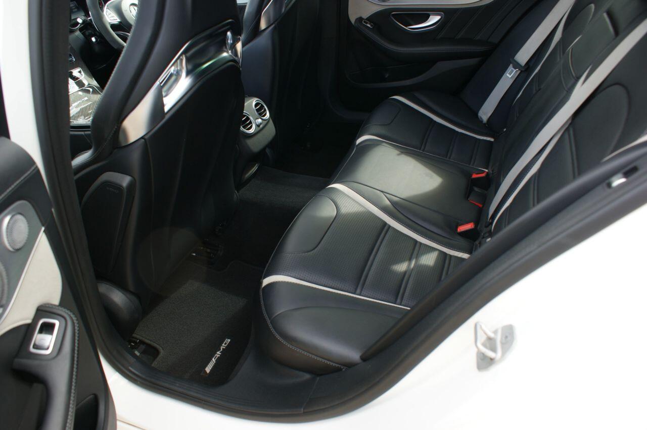 Mercedes-Benz C Class view 36