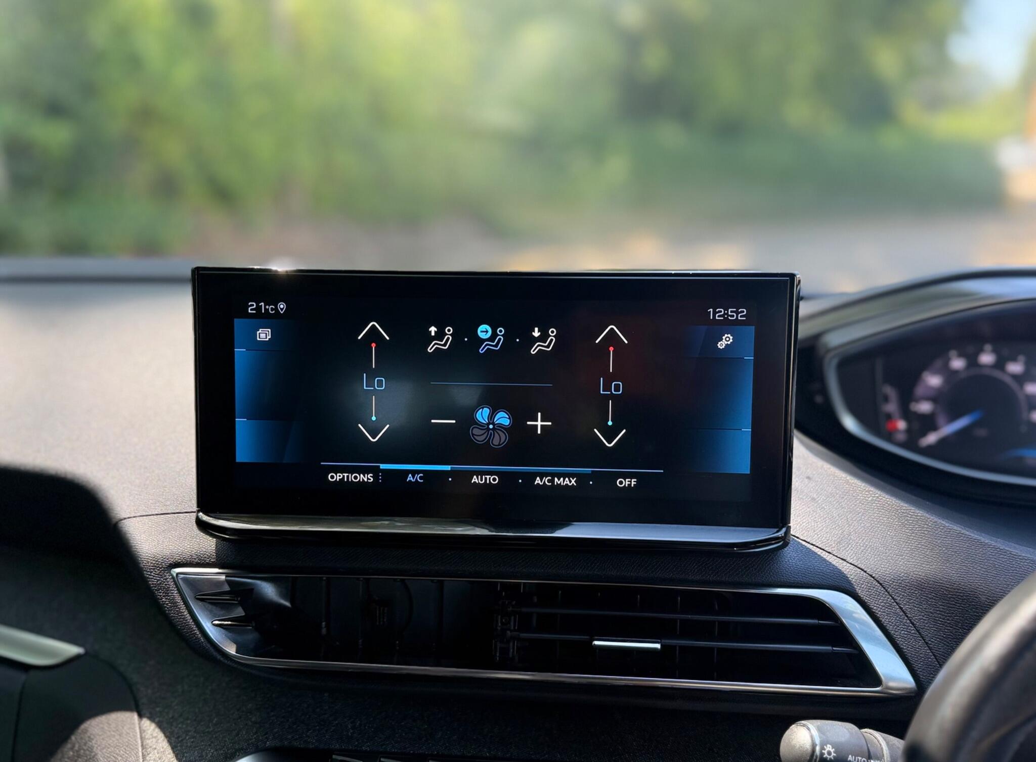 Peugeot 5008 view 23