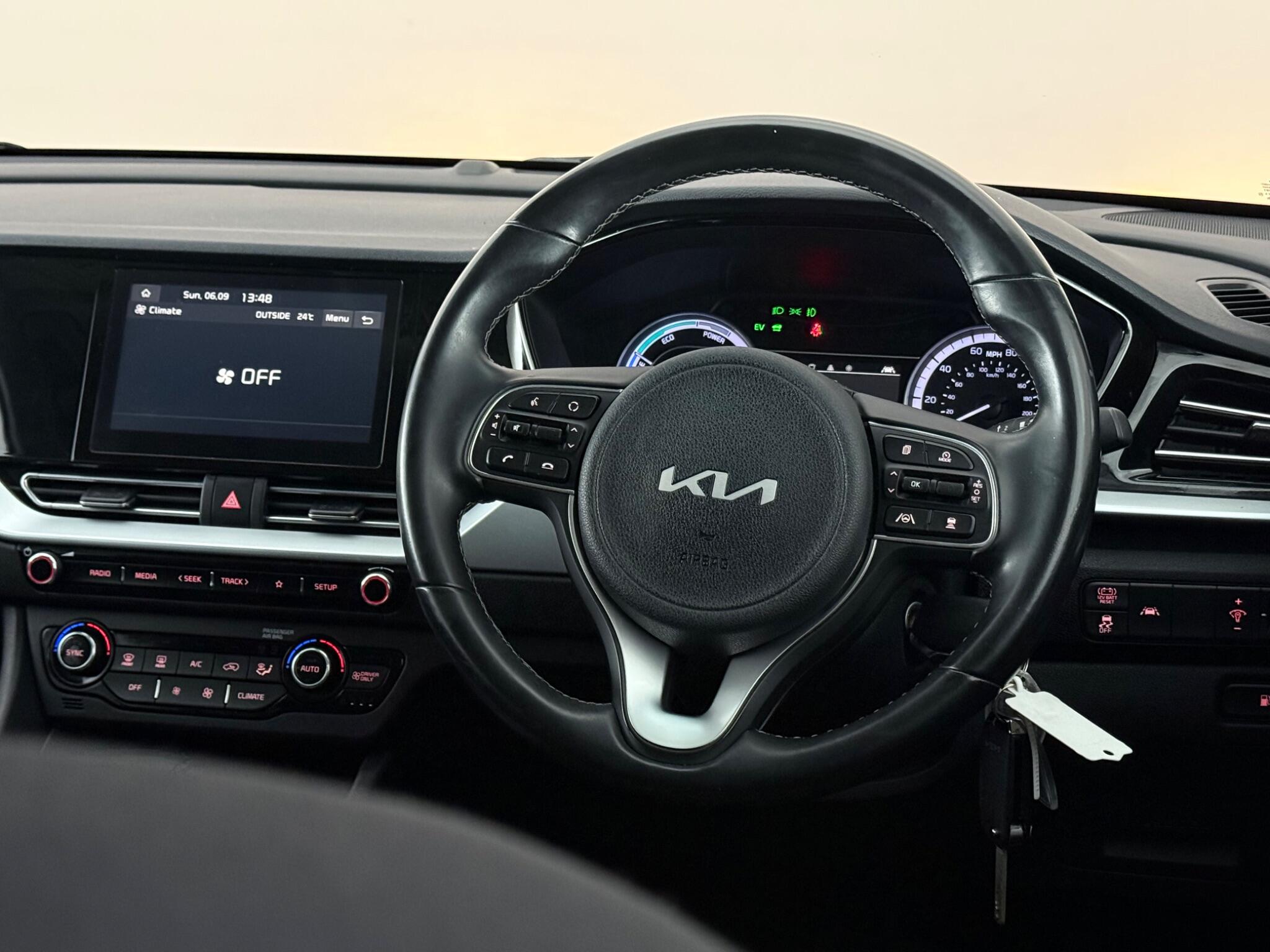 Kia Niro view 13