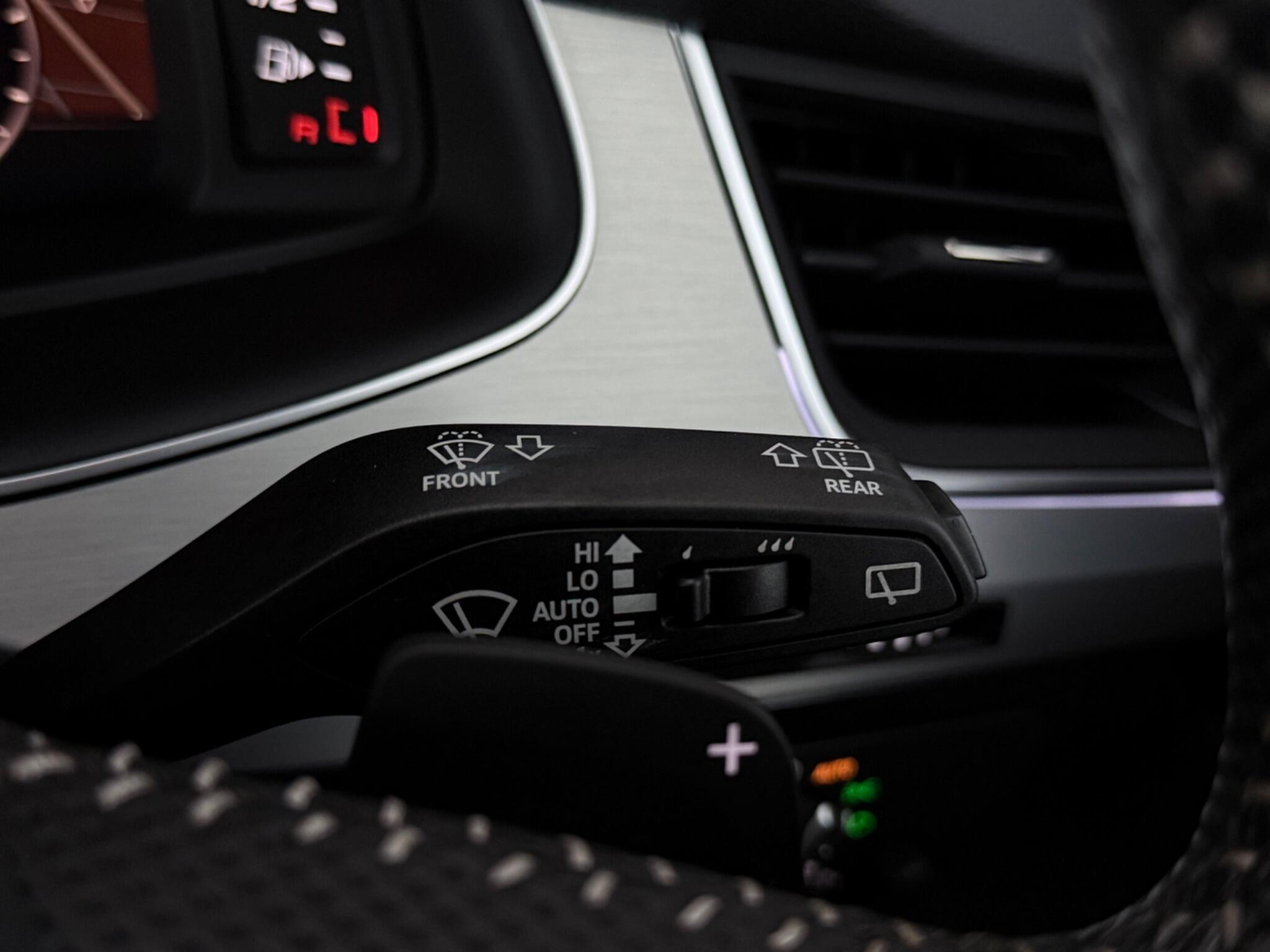 Audi Q7 view 20