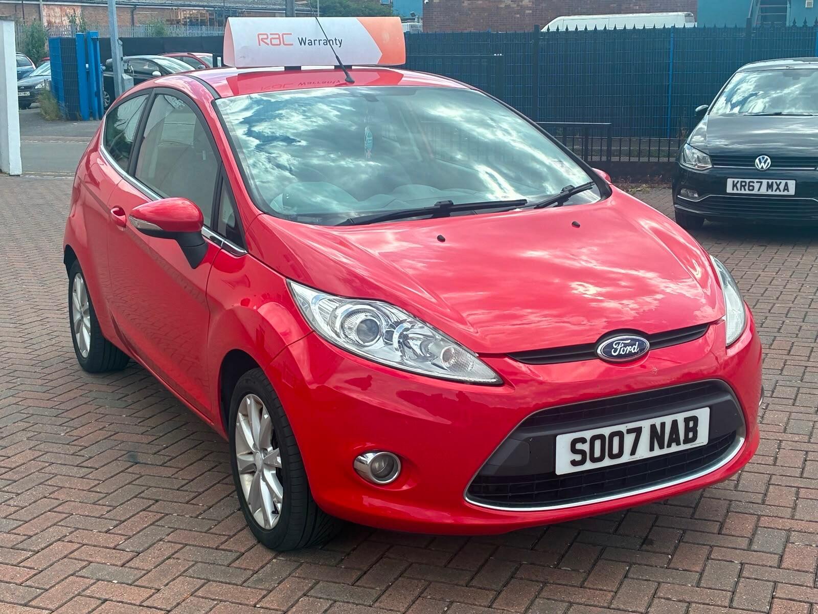 2009 Ford Fiesta in Red for sale