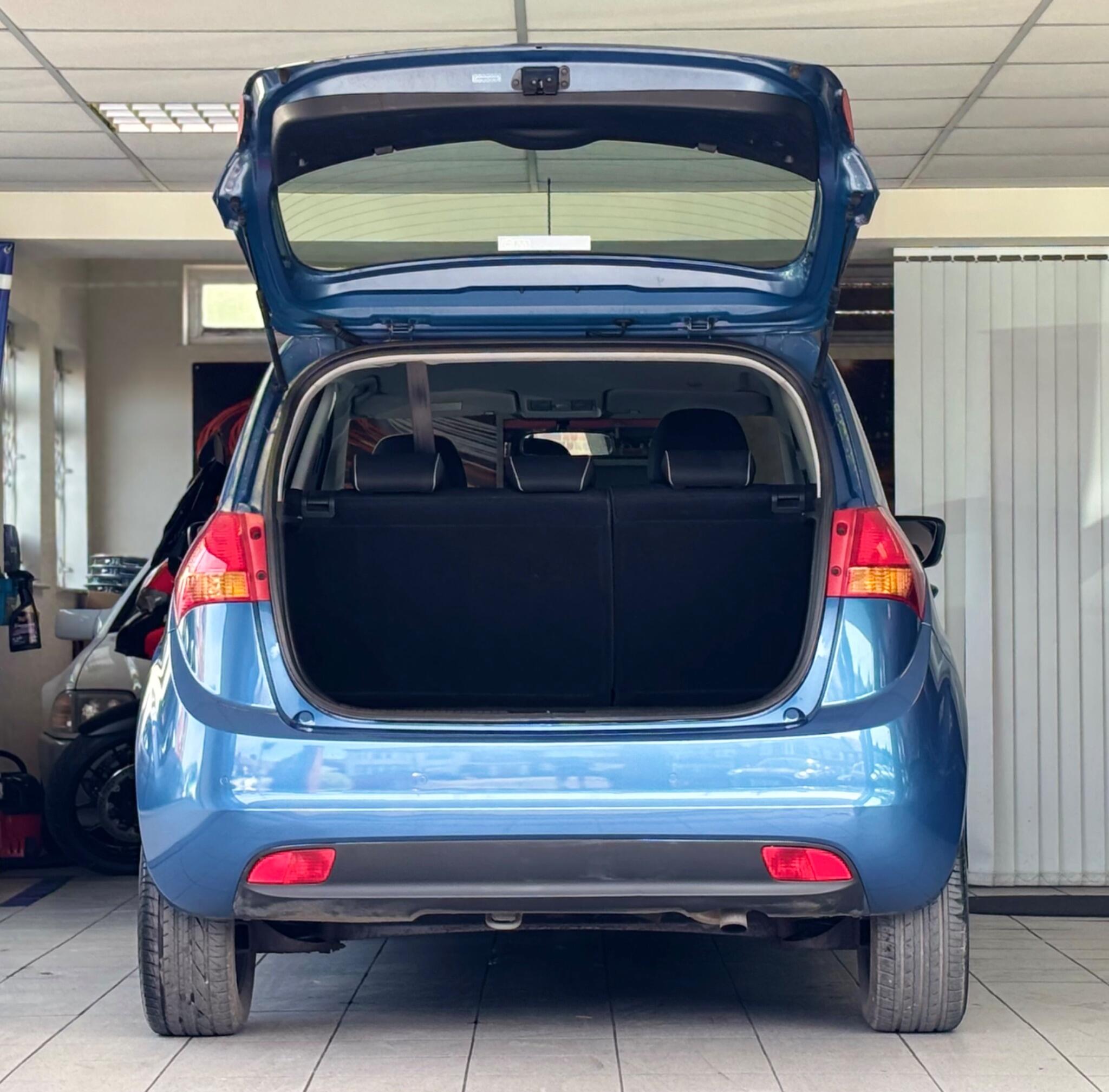 Kia Venga view 25