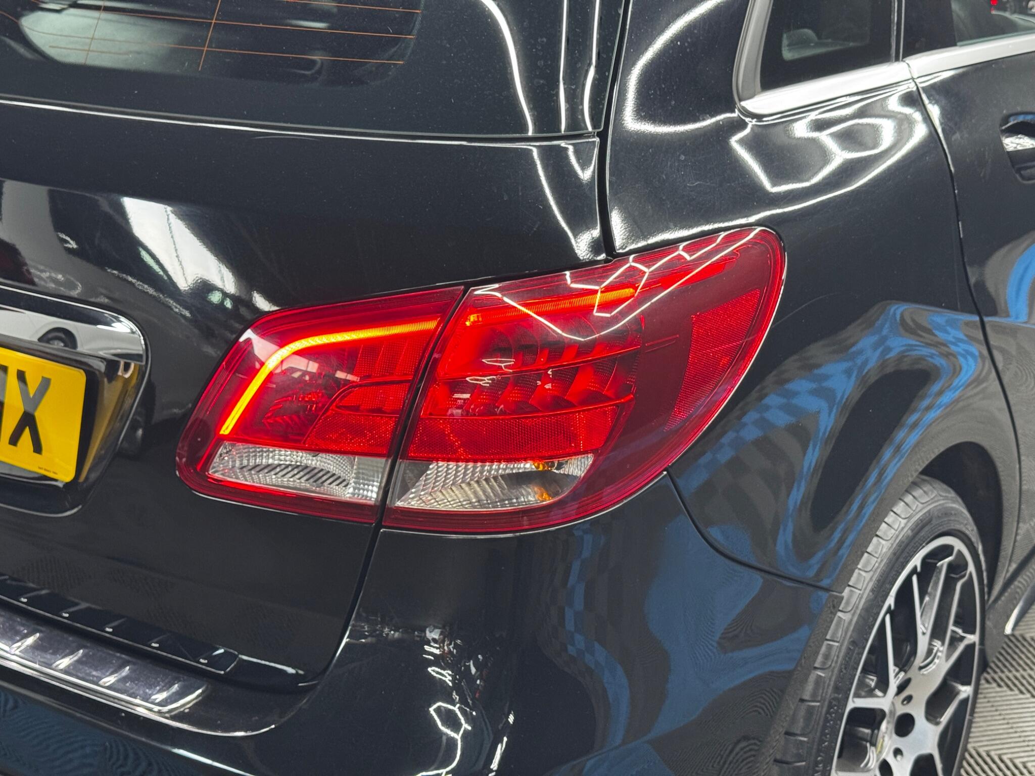 Mercedes-Benz B-Class view 41