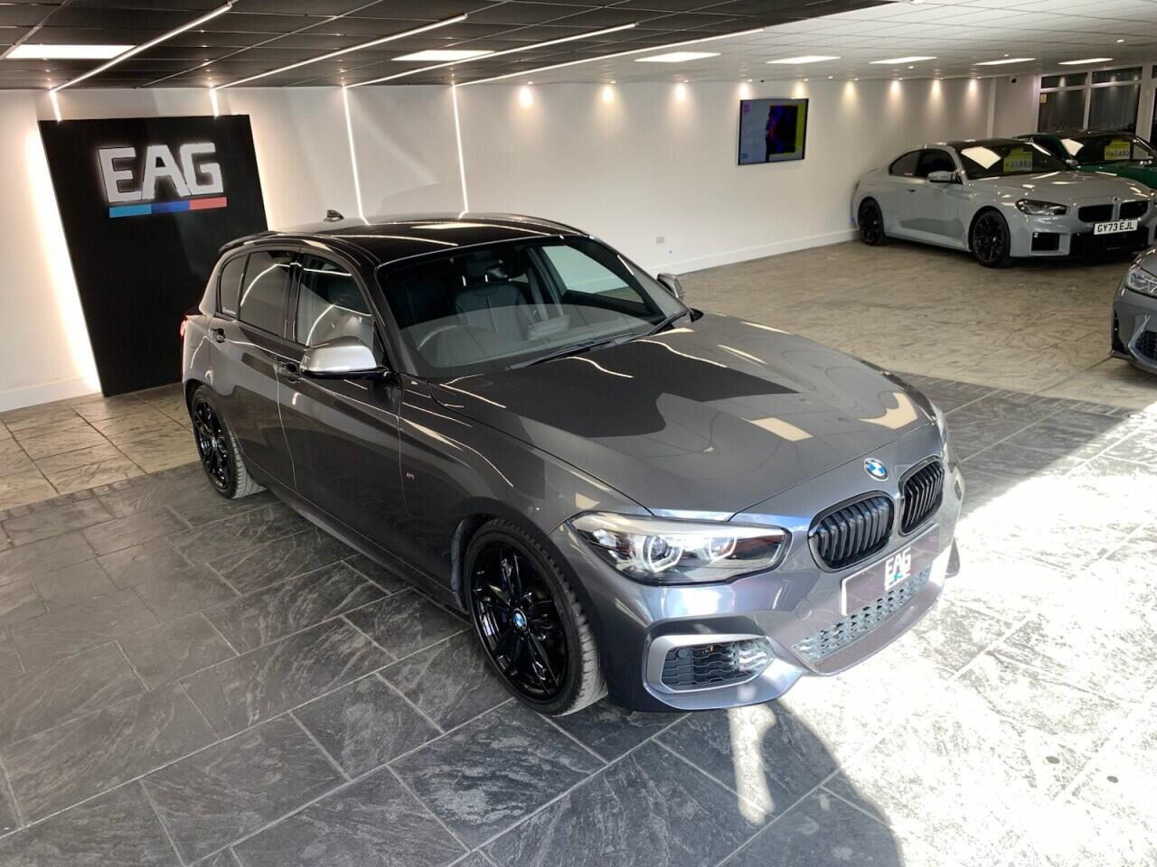 BMW 1 Series view 14