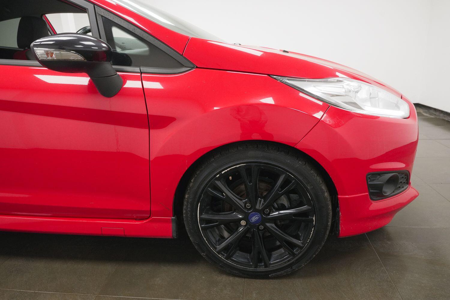 Ford Fiesta view 5