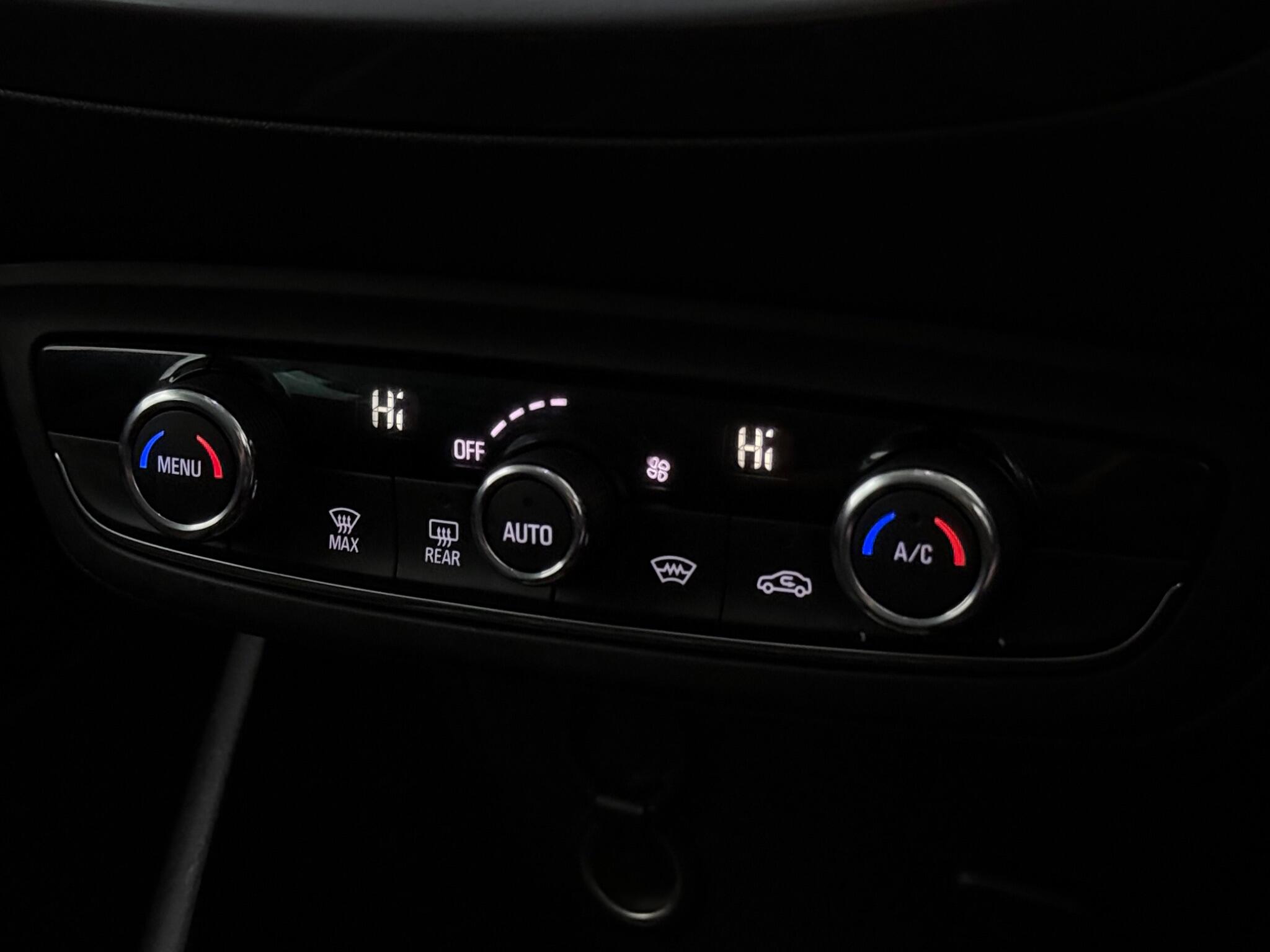 Vauxhall Crossland X view 22