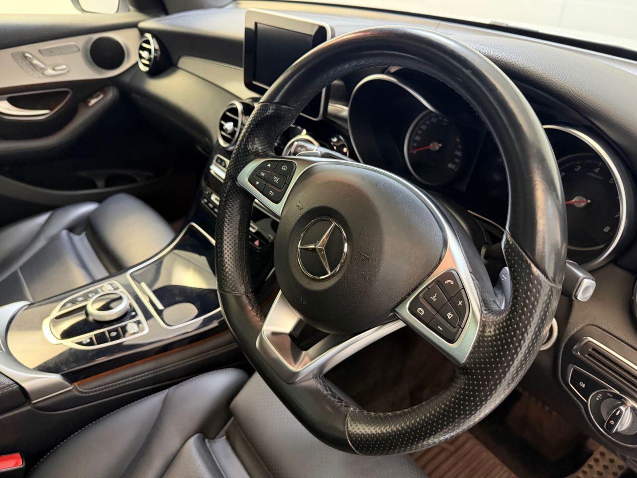 Mercedes-Benz GLC view 19