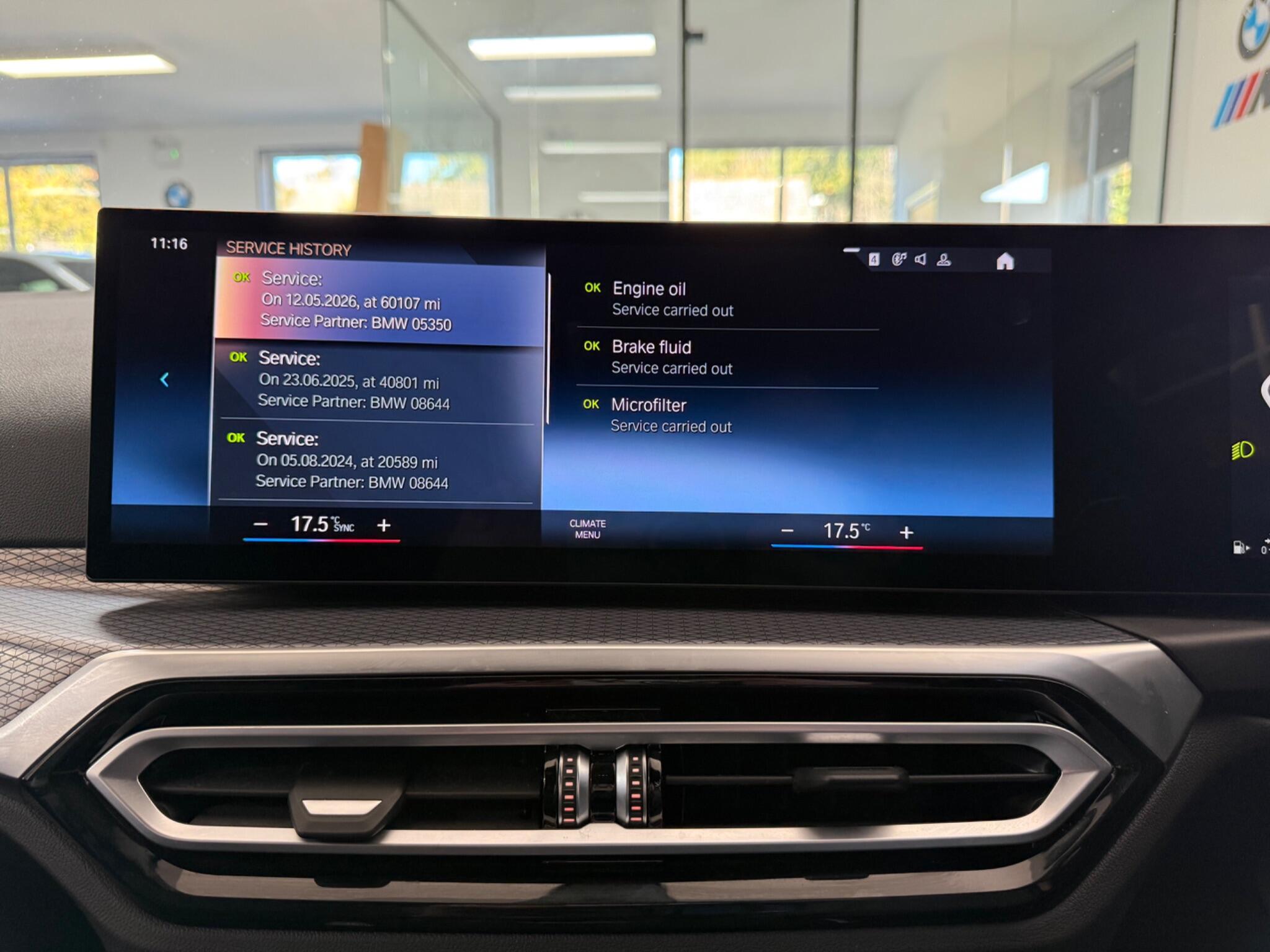 BMW 3 Series view 9