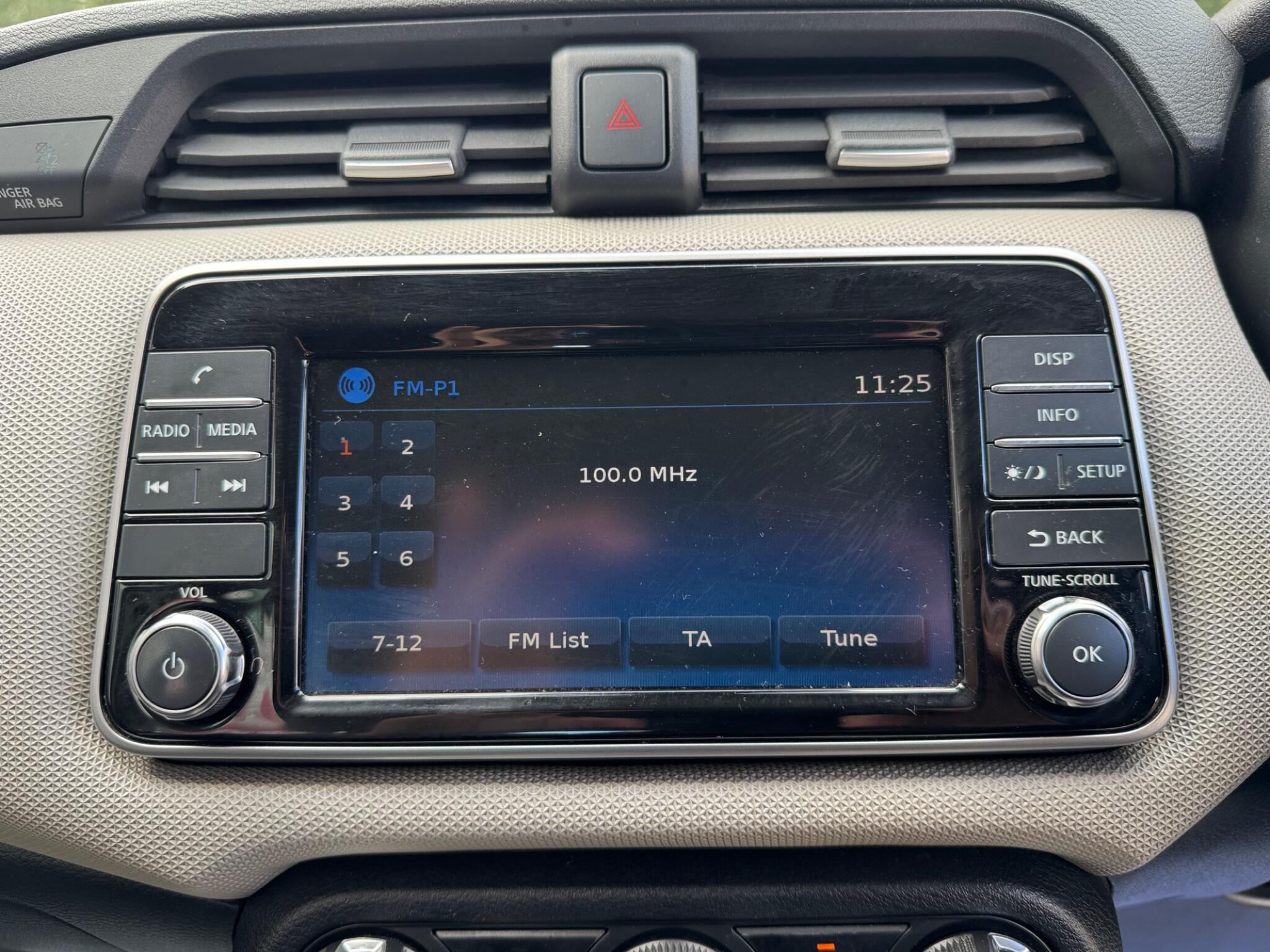 Nissan Micra view 34