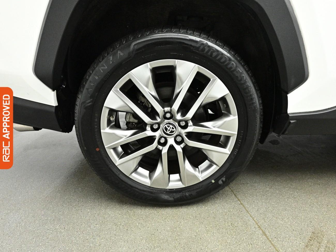 Toyota Rav4 view 14