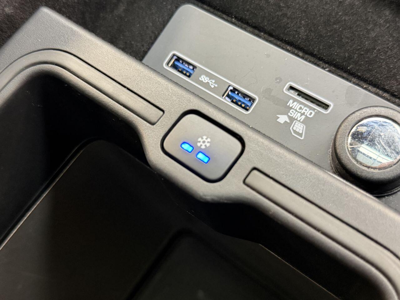 Land Rover Range Rover Sport view 47