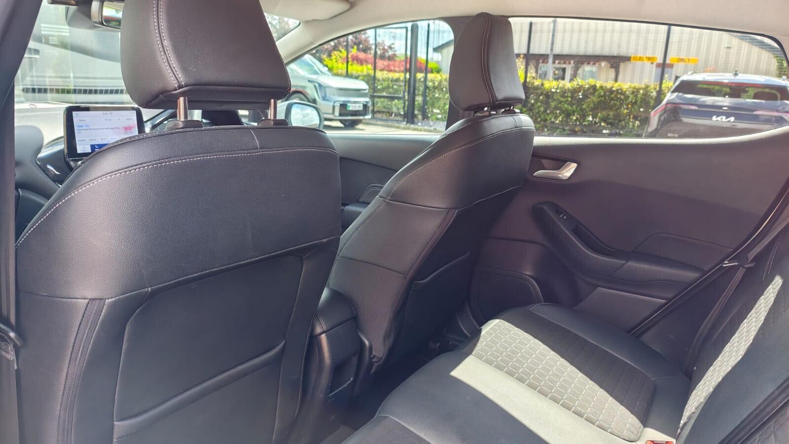 Ford Fiesta view 23