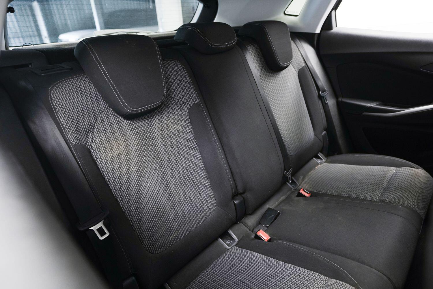 Vauxhall Grandland X view 11