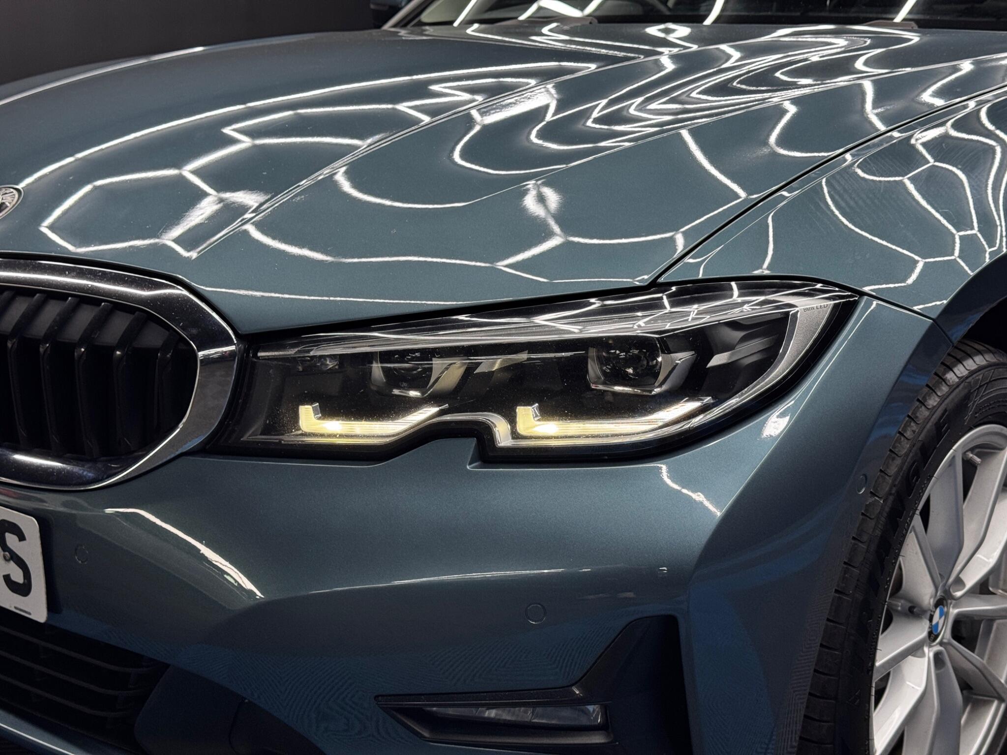 BMW 3 Series view 41