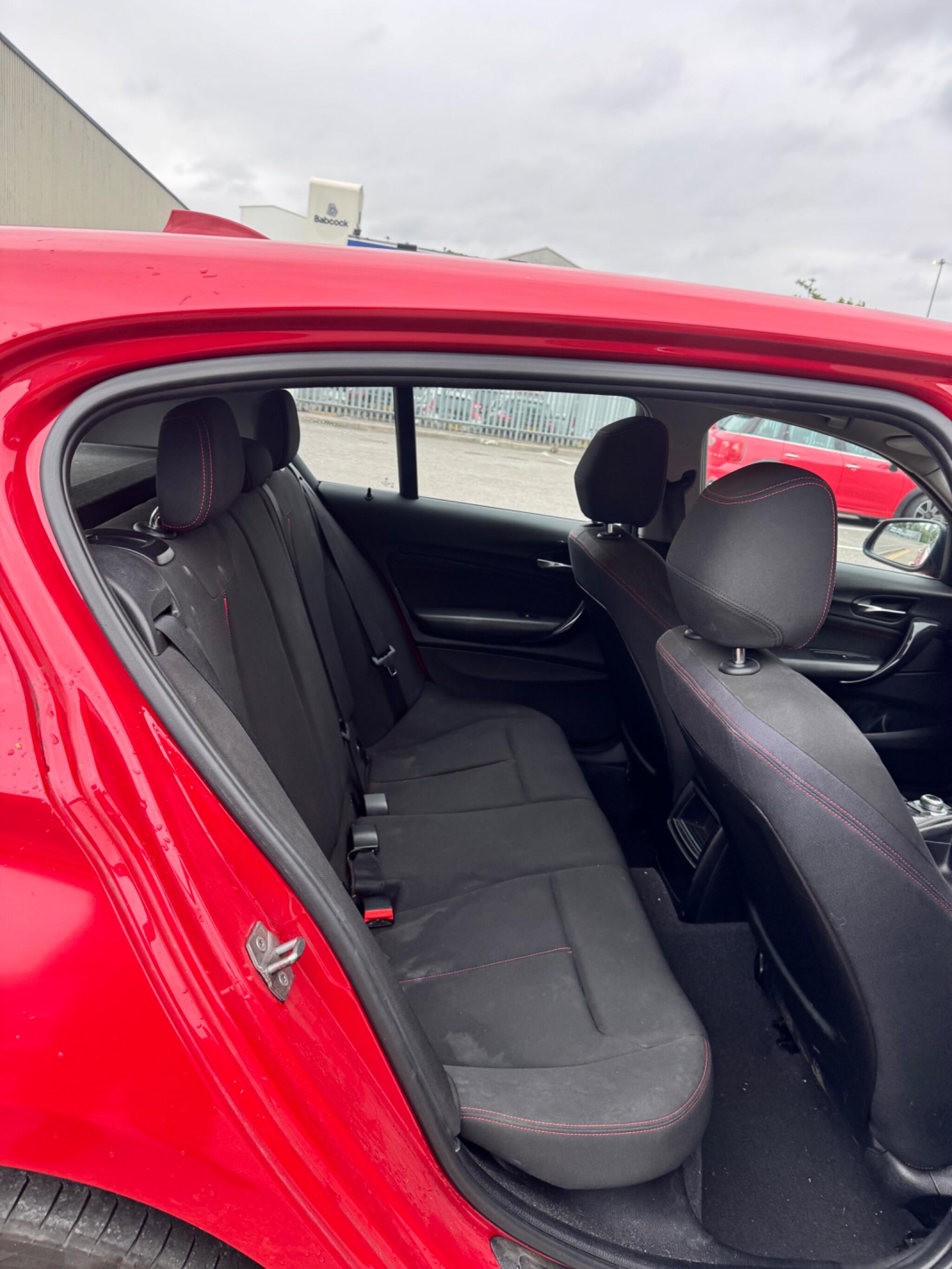 BMW 1 Series view 26