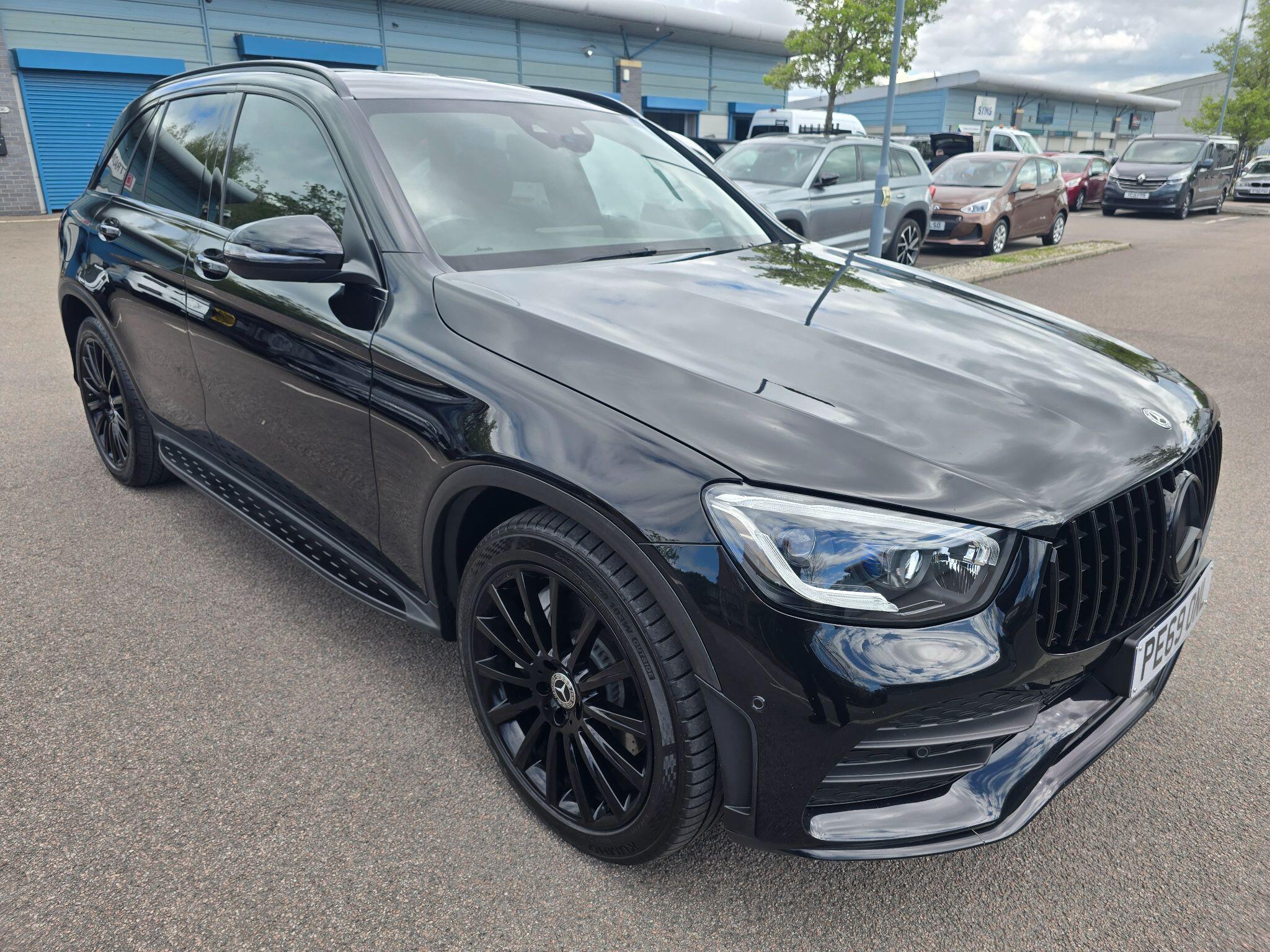 Mercedes-Benz GLC view 12