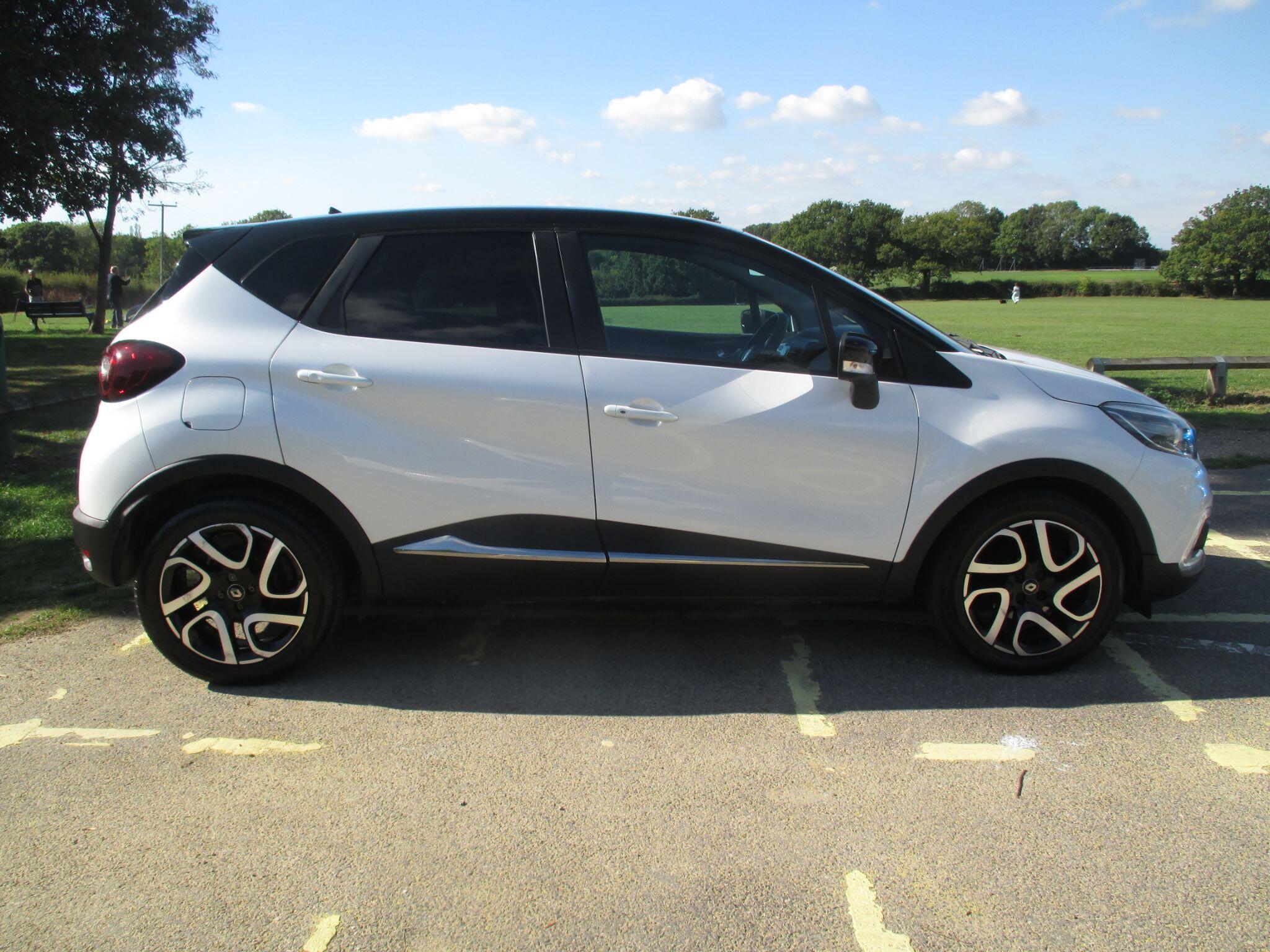 Renault Captur view 6