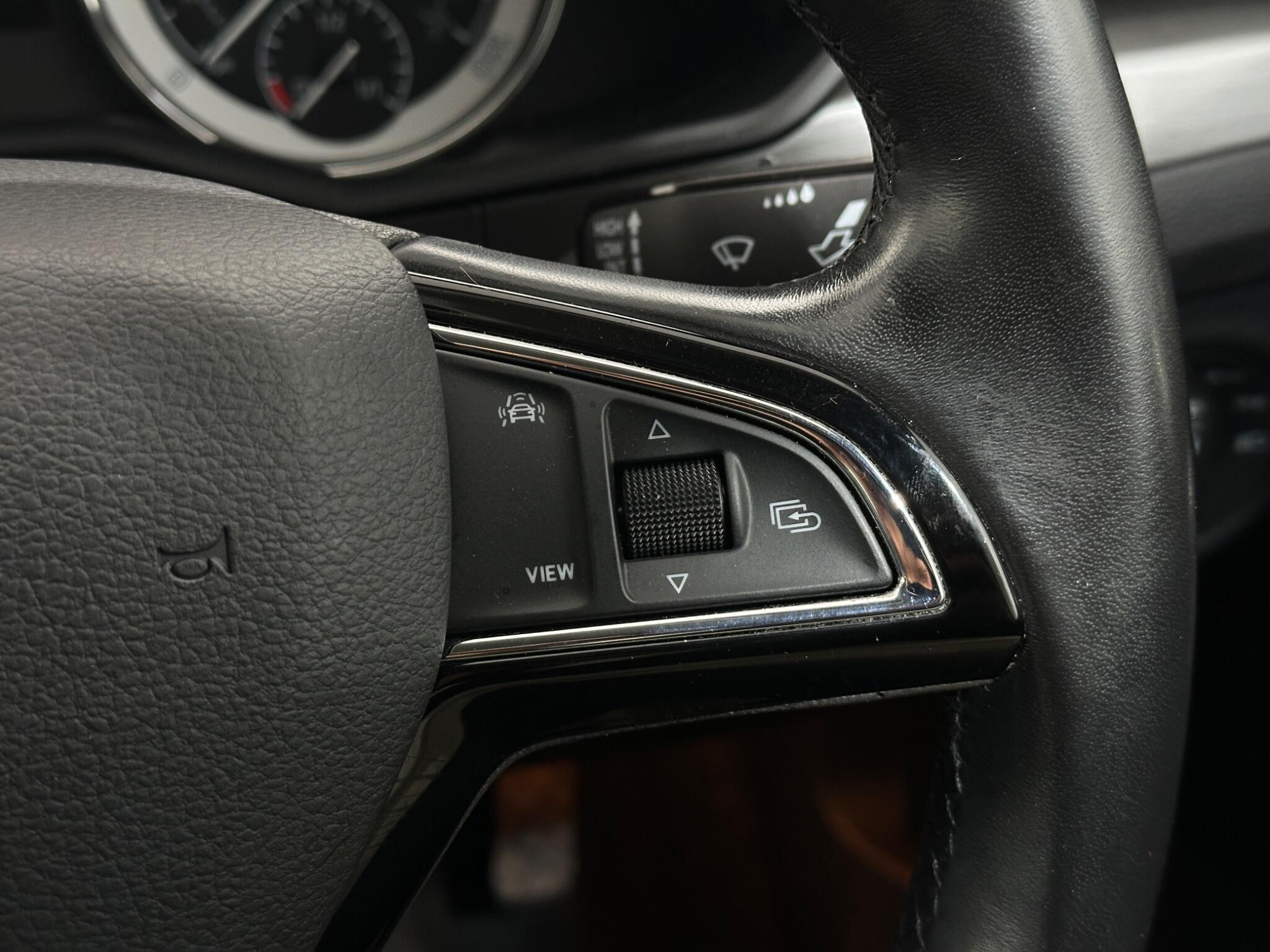 Skoda Superb view 16