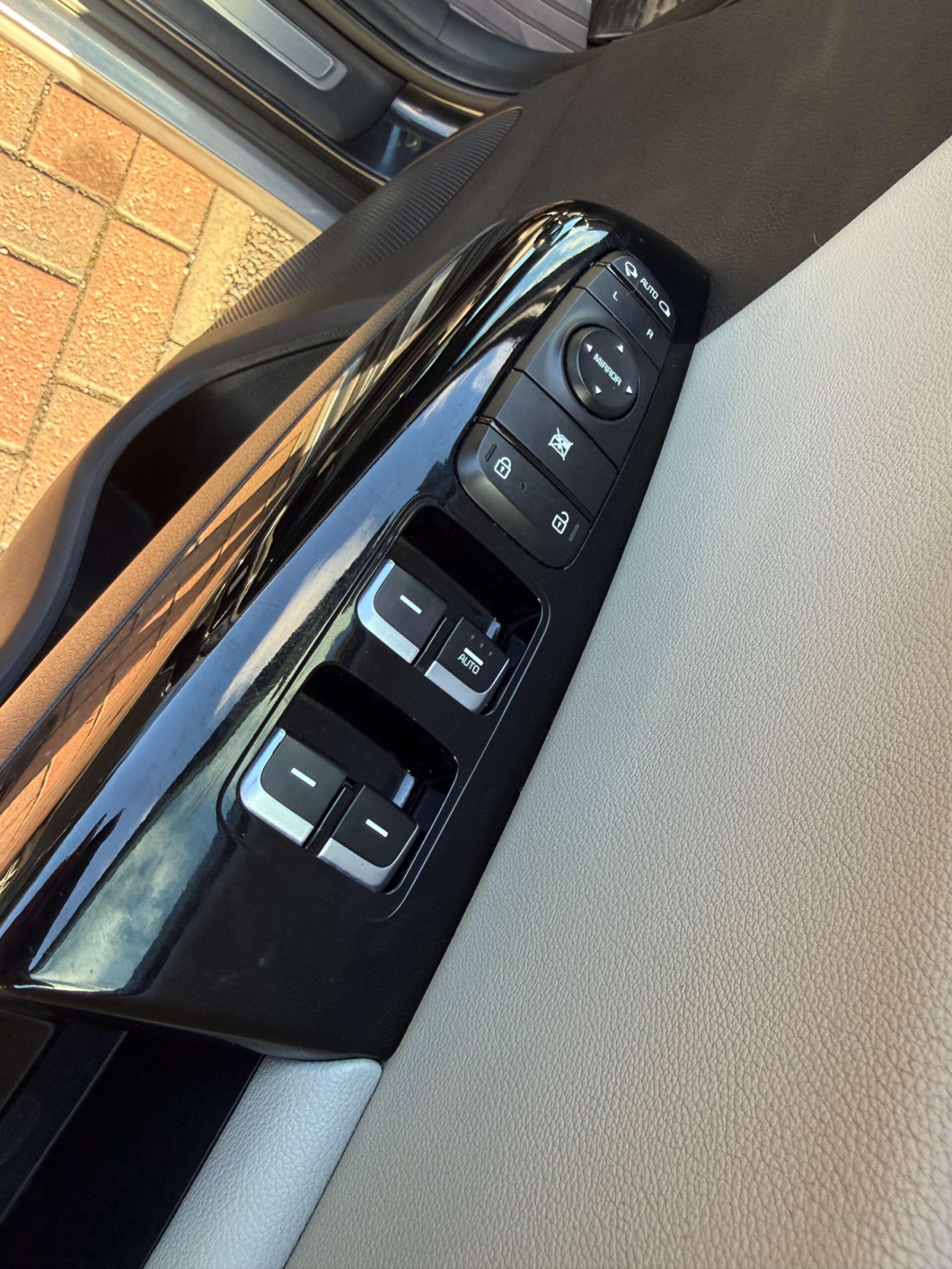 Kia Sportage view 32