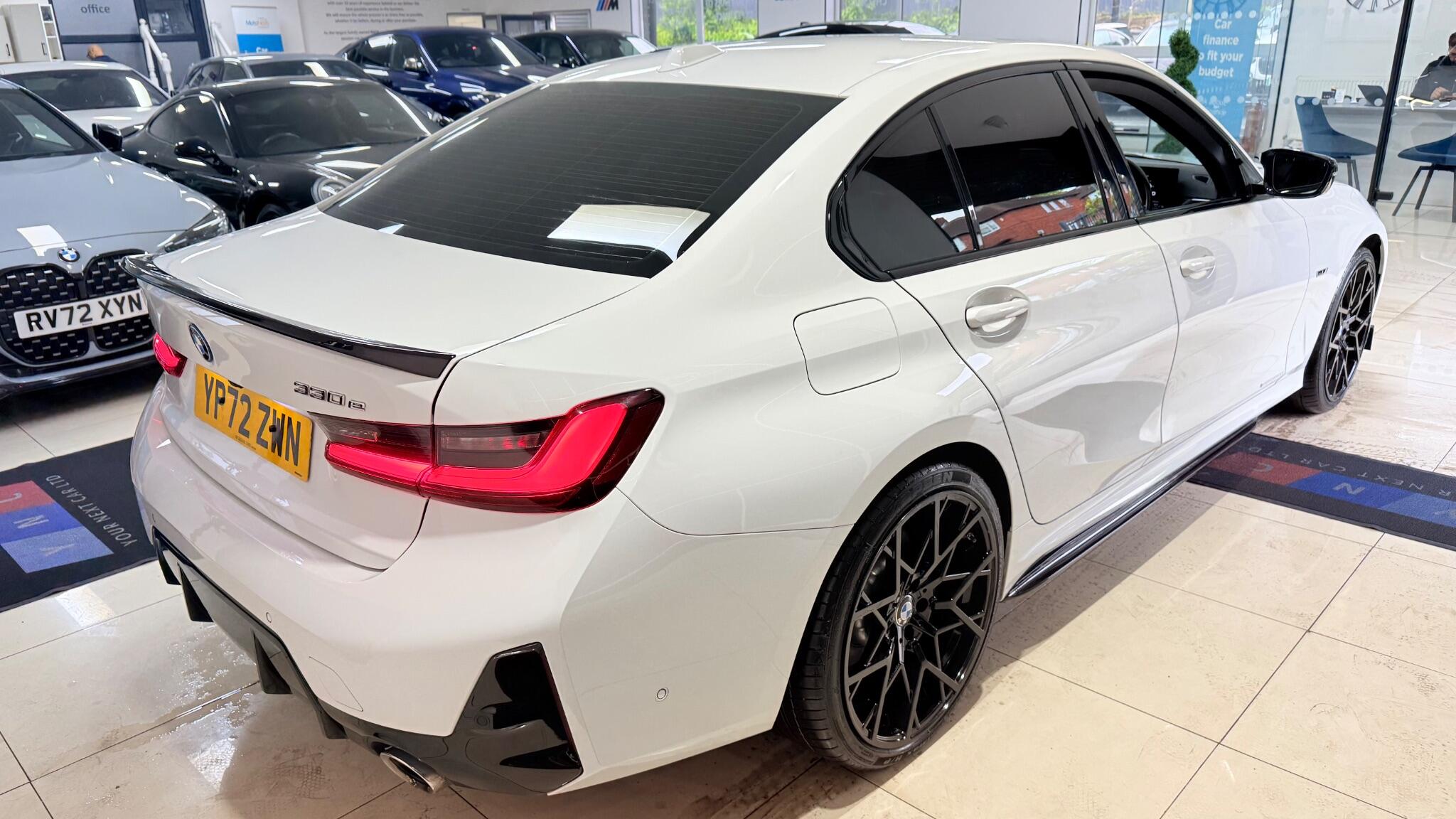 BMW 3 Series view 49