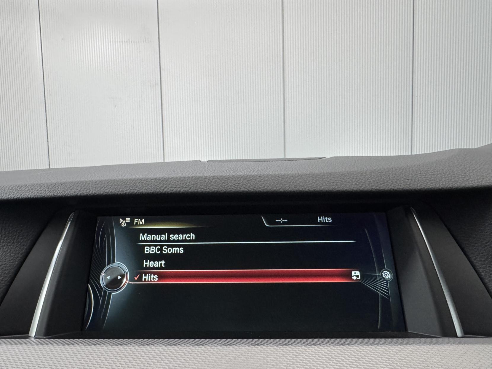 BMW 5 Series view 68