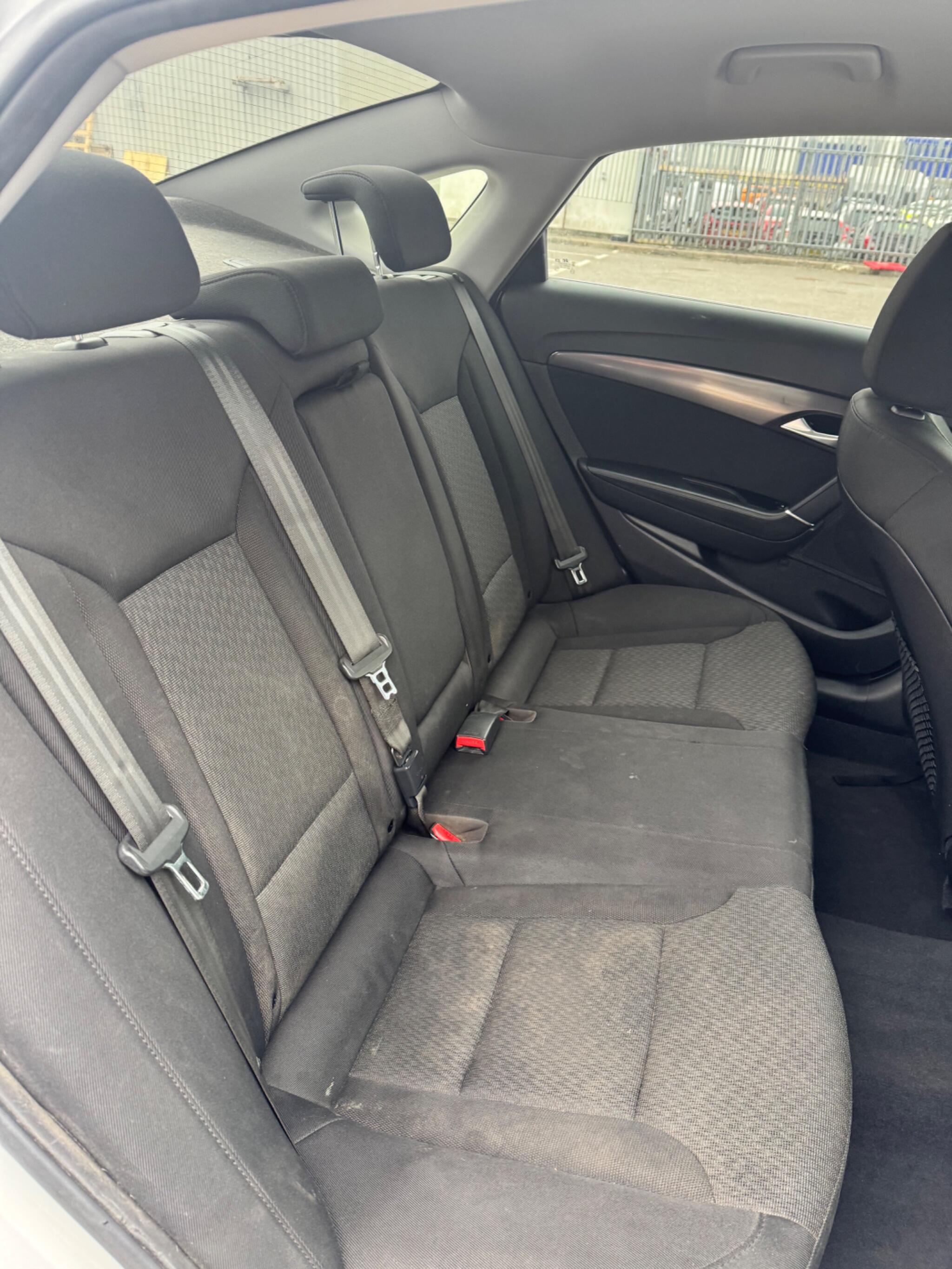 Hyundai i40 view 19