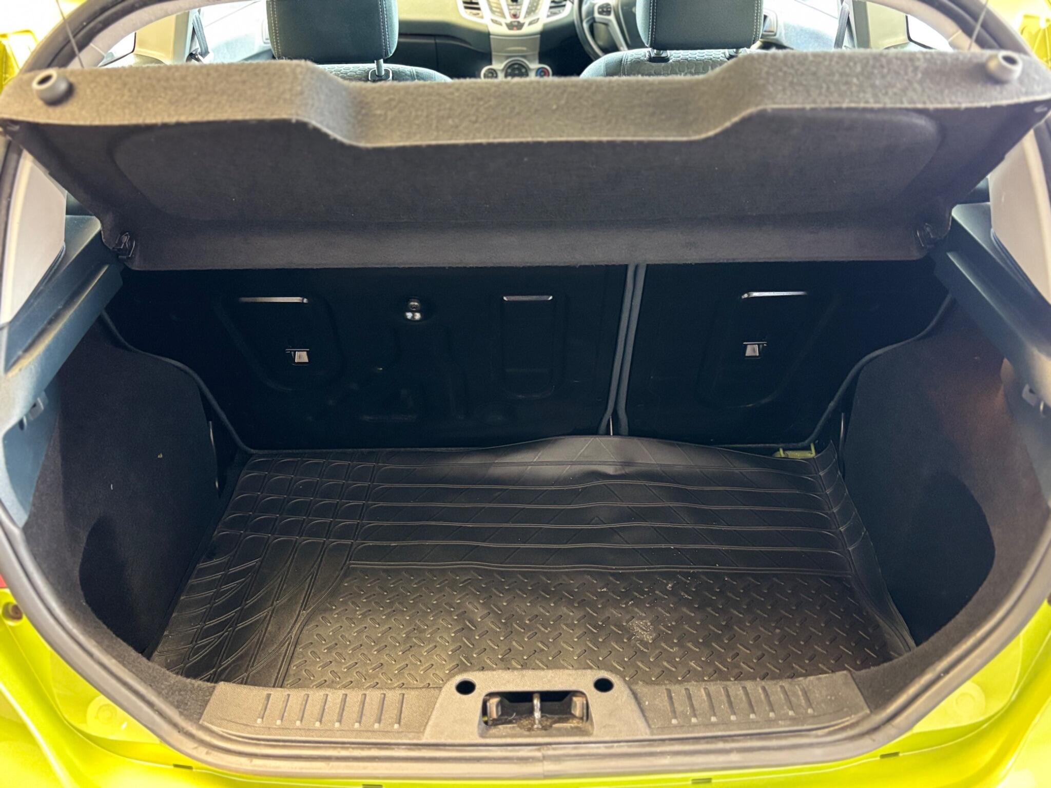 Ford Fiesta view 10
