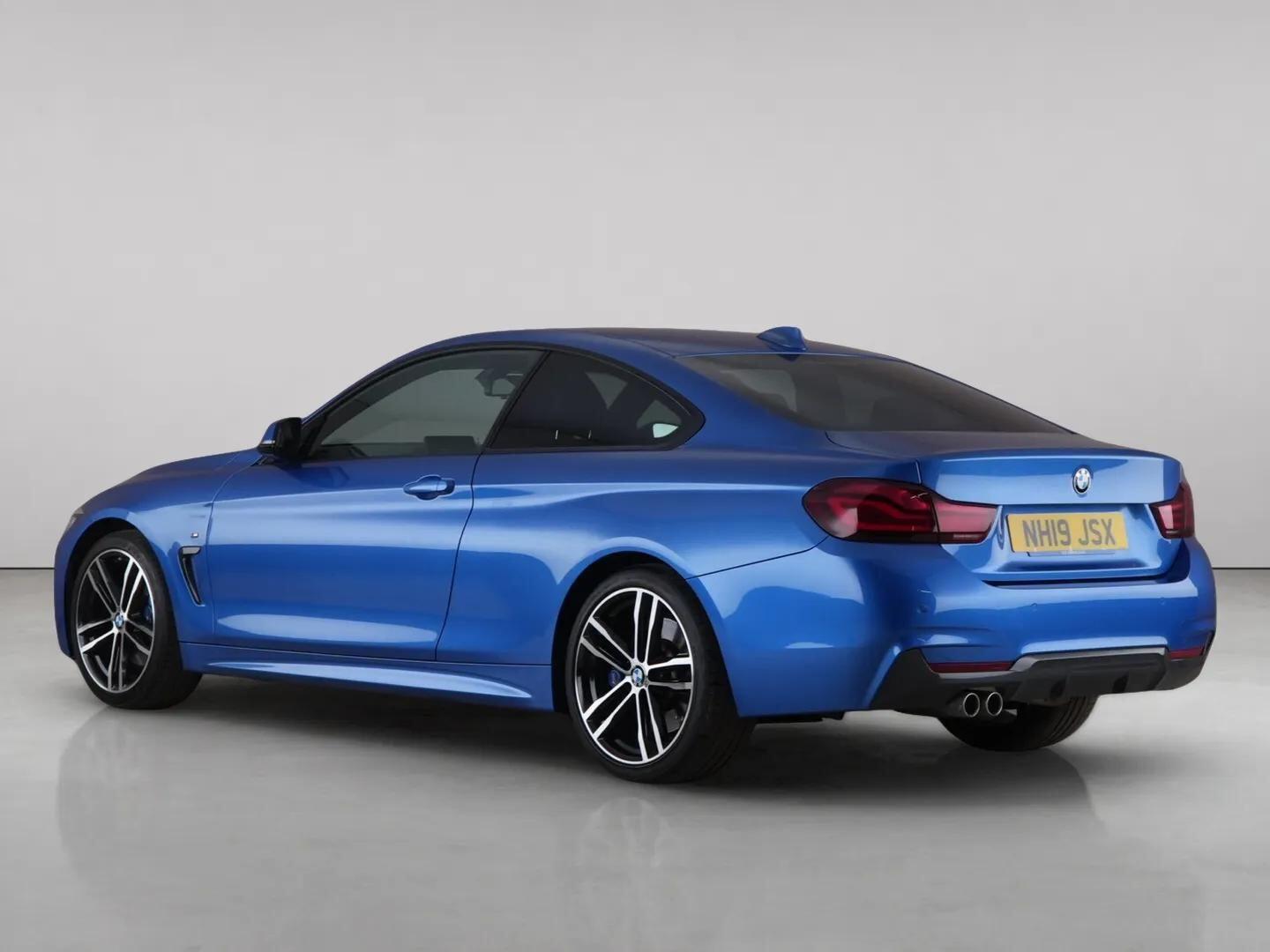 BMW 4 Series view 5
