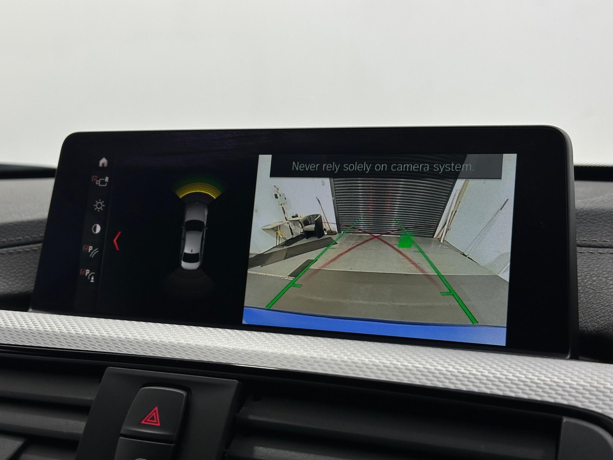 BMW 3 Series view 23