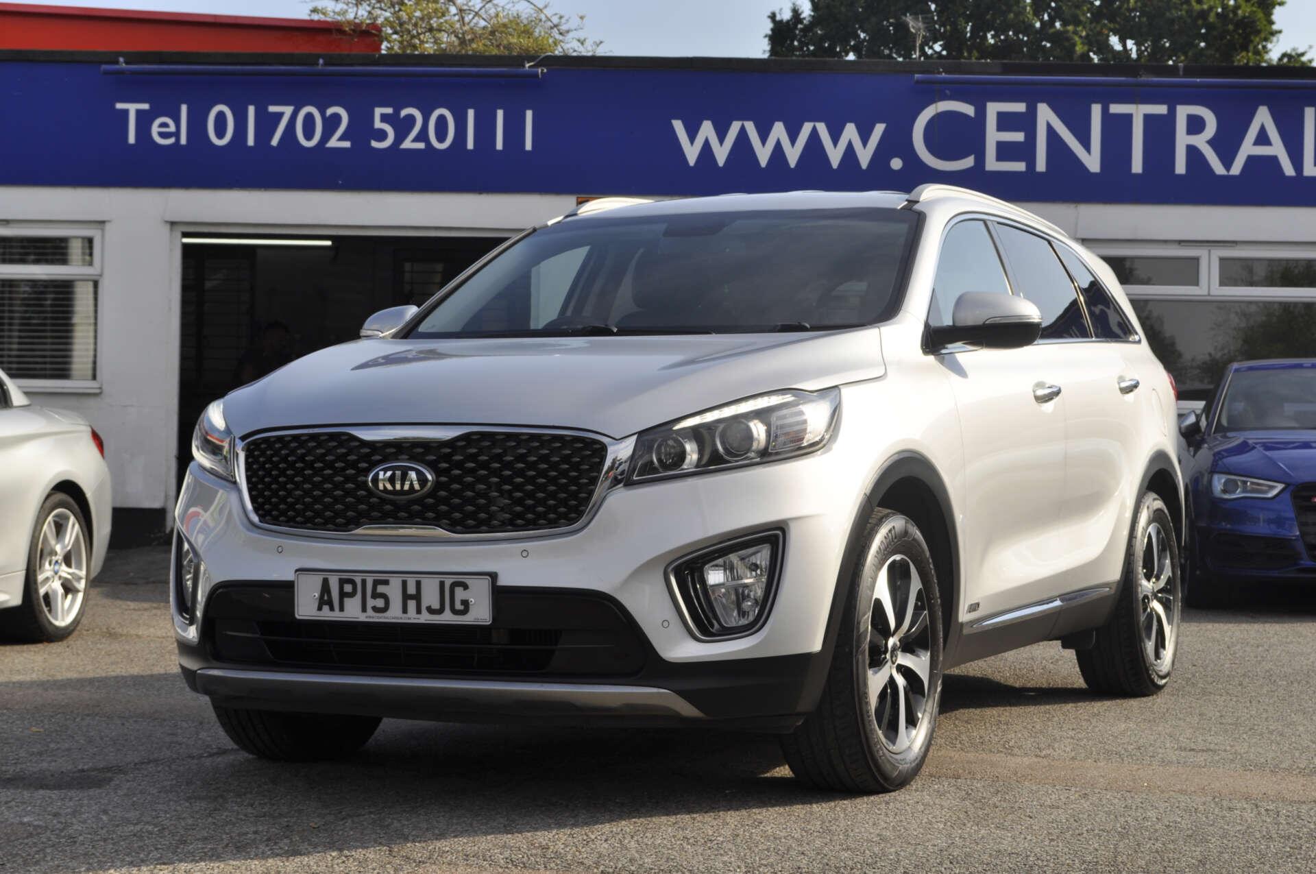 Kia Sorento view 4