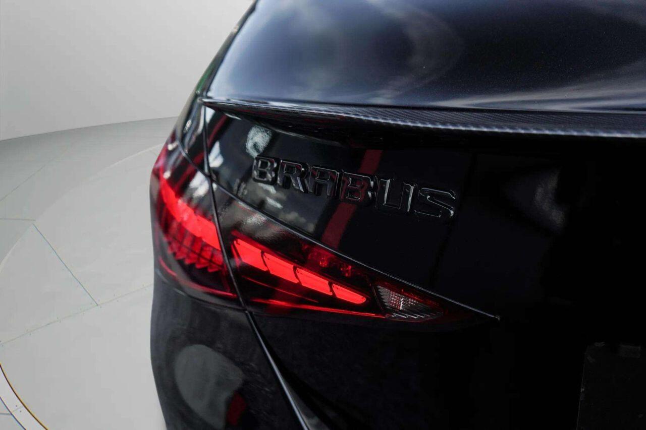 Mercedes-Benz C-Class view 14