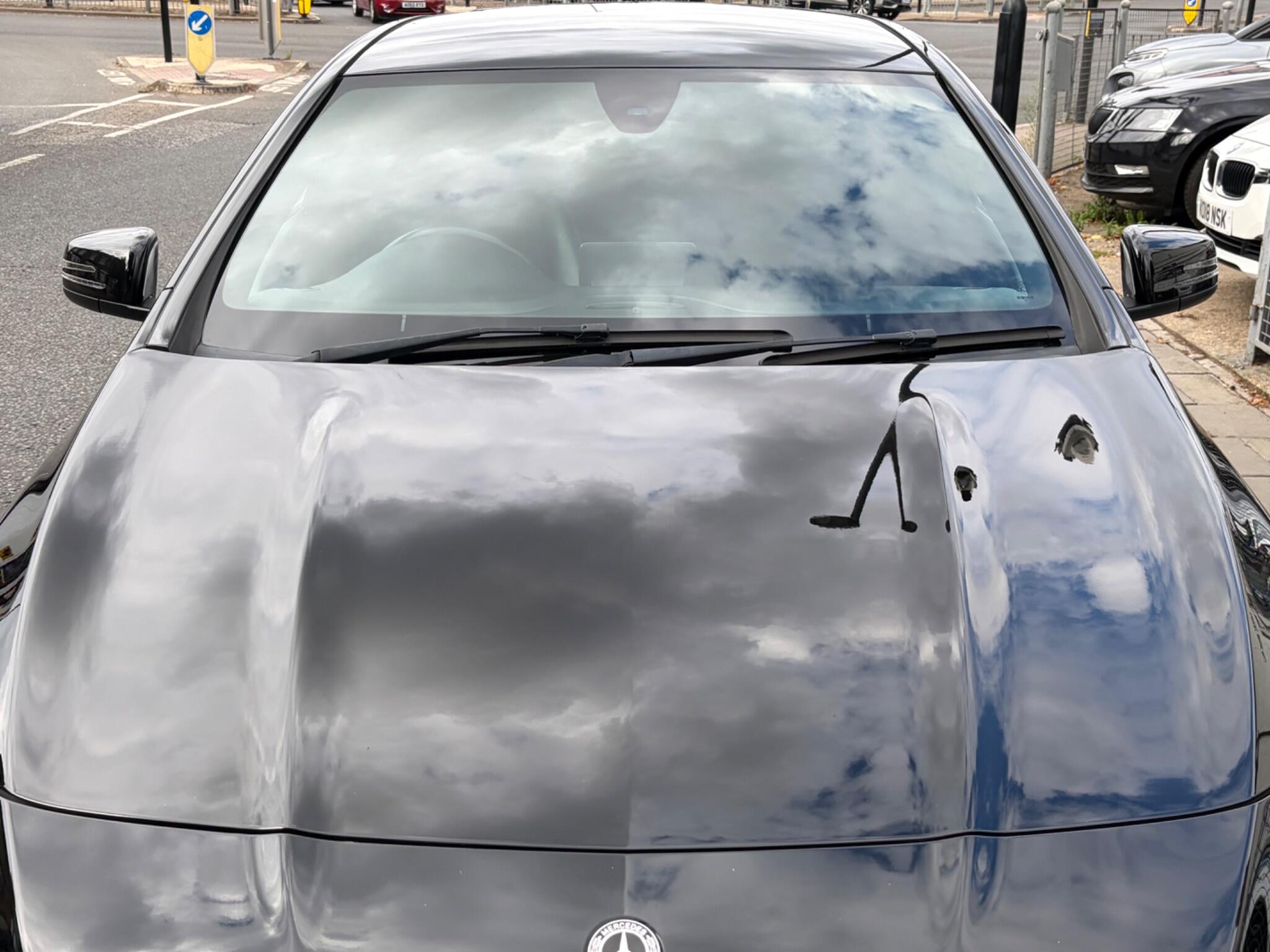 Mercedes-Benz Cla view 9