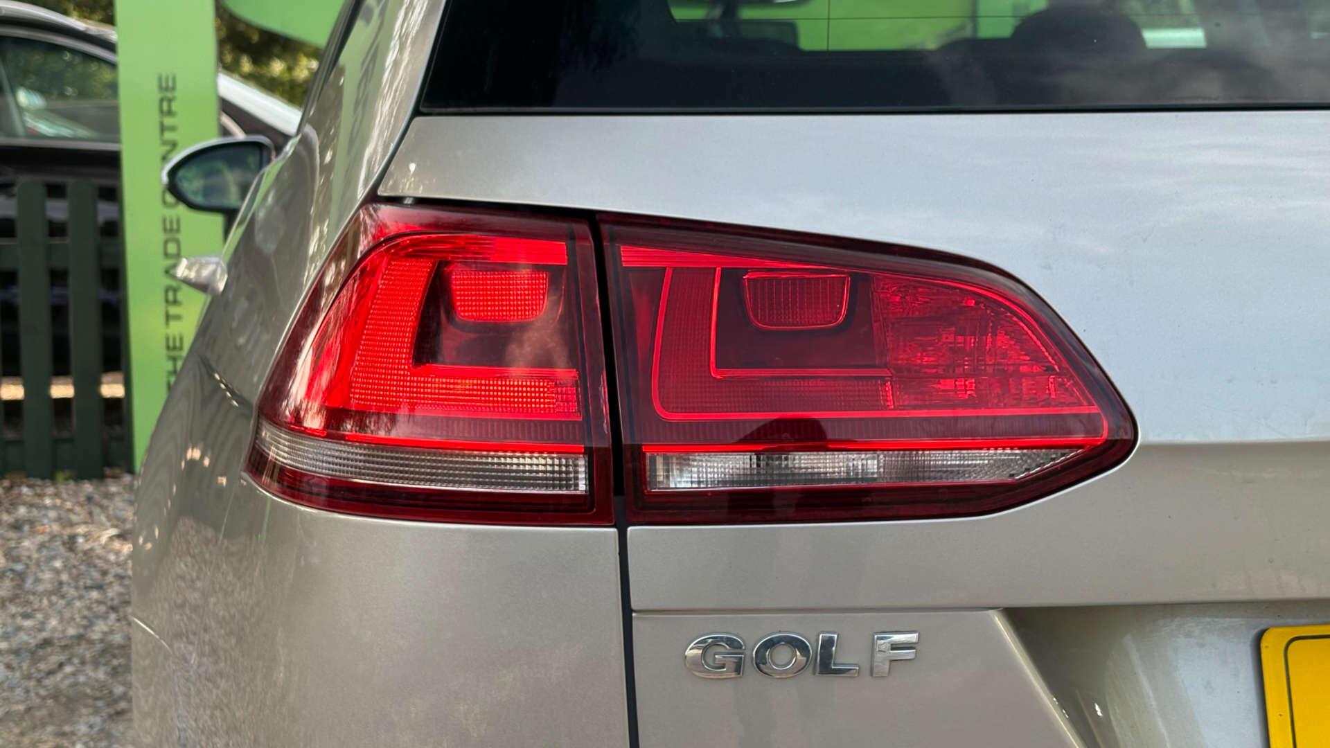 Volkswagen Golf view 49