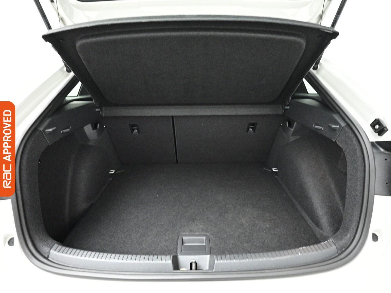 Volkswagen Taigo view 28