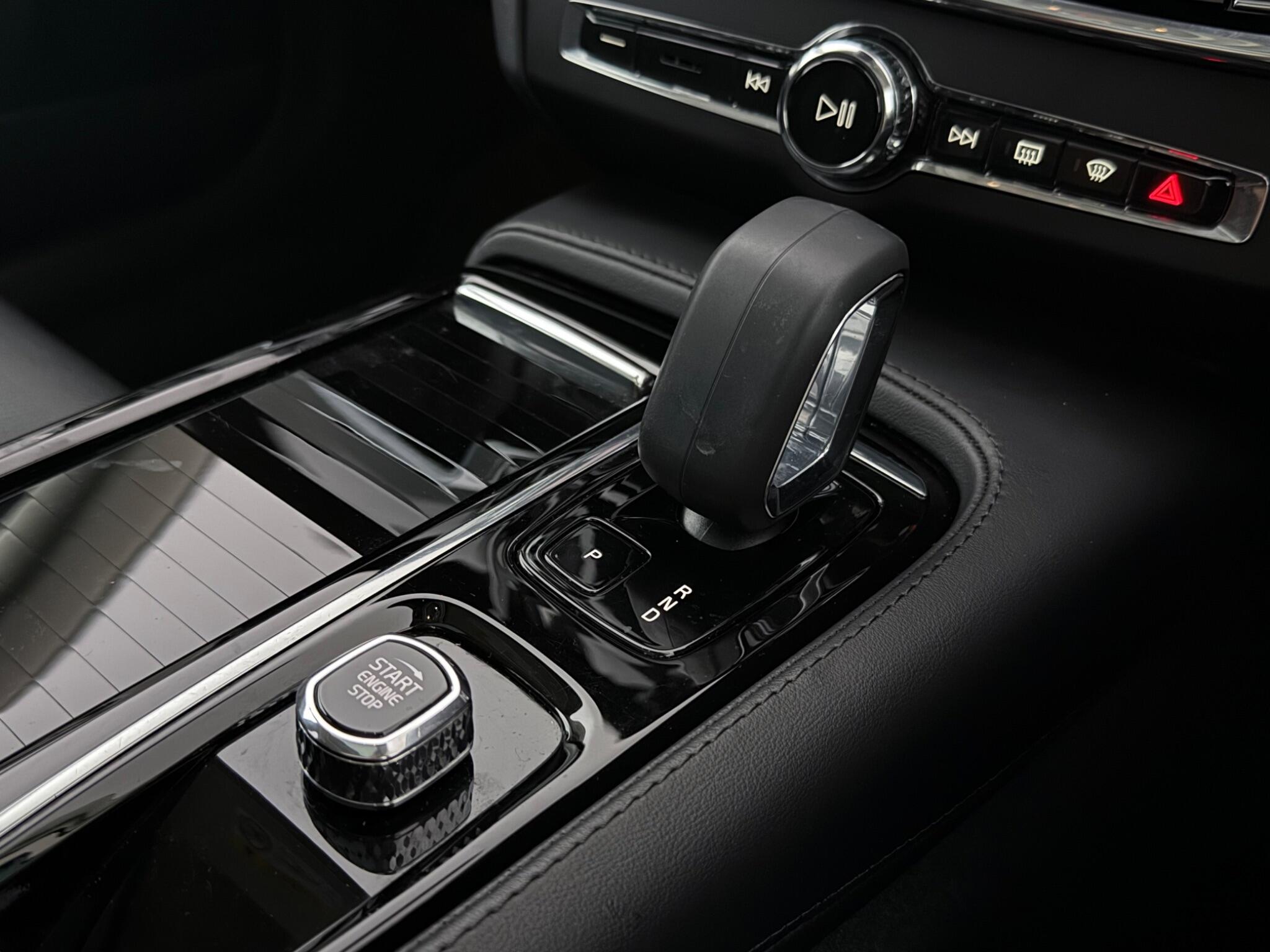 Volvo S90 view 31