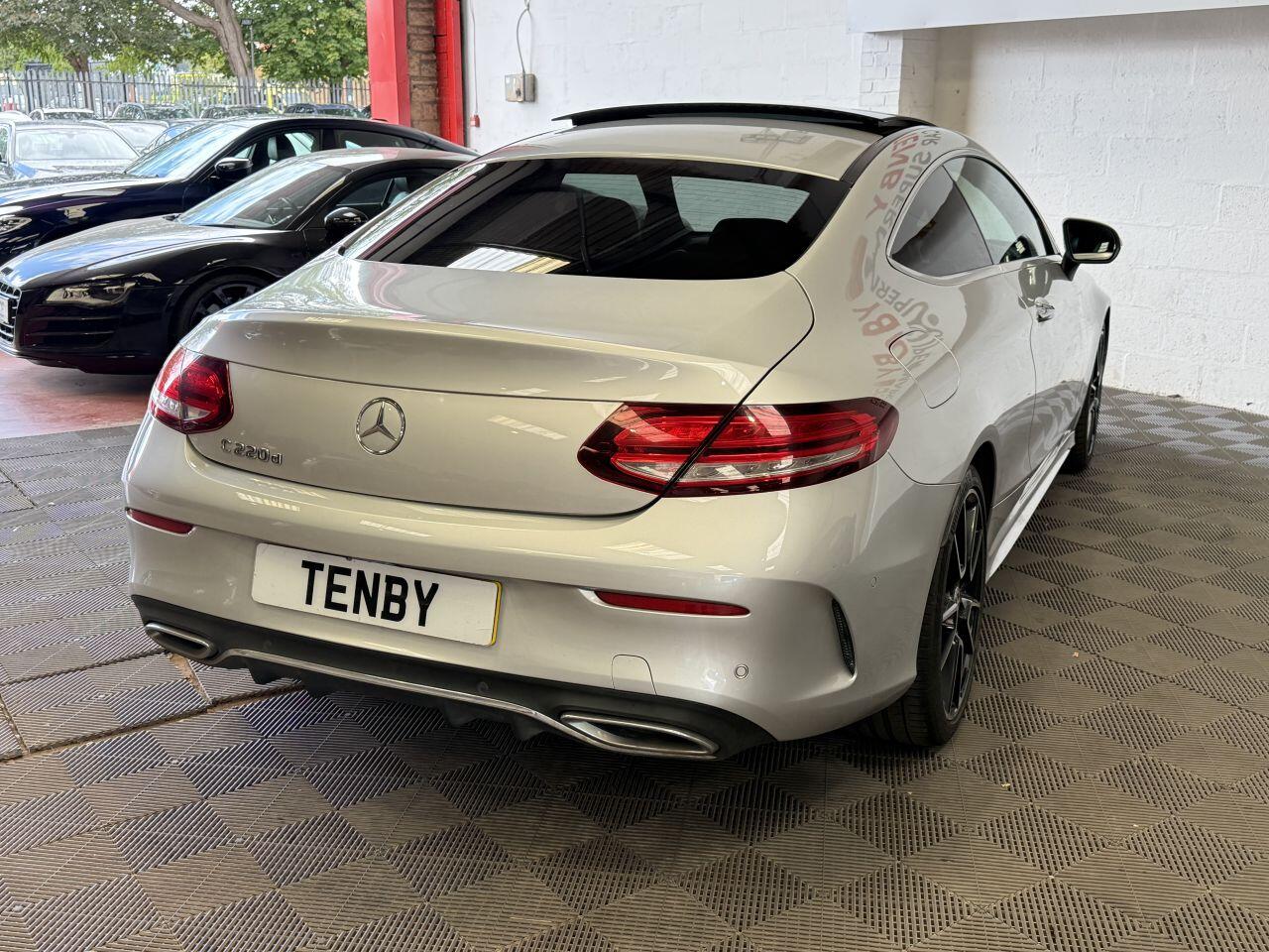 Mercedes-Benz C Class view 10