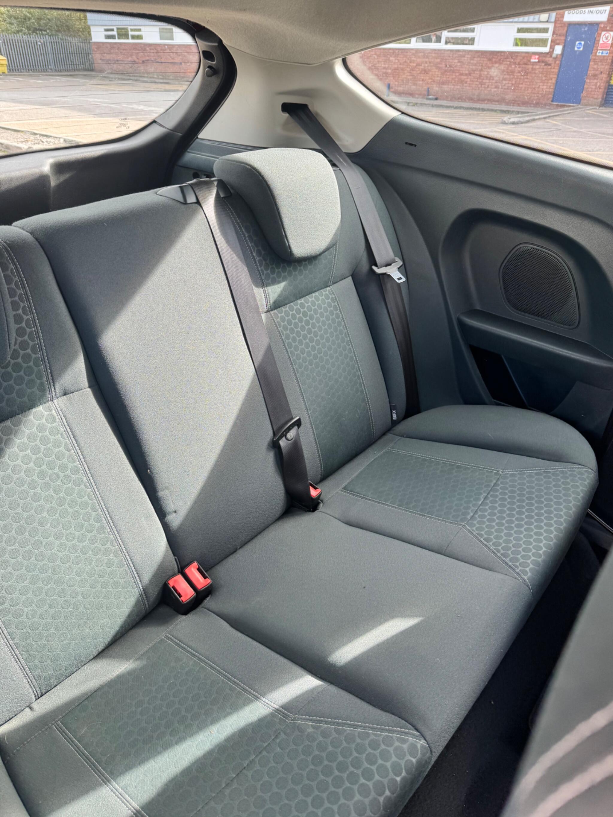 Ford Fiesta view 27