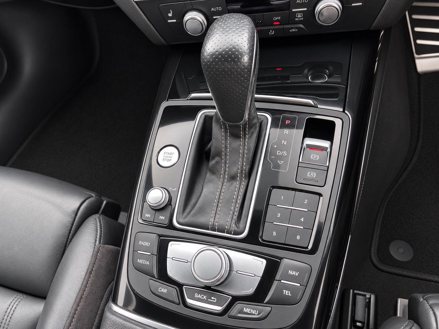 Audi A6 view 23