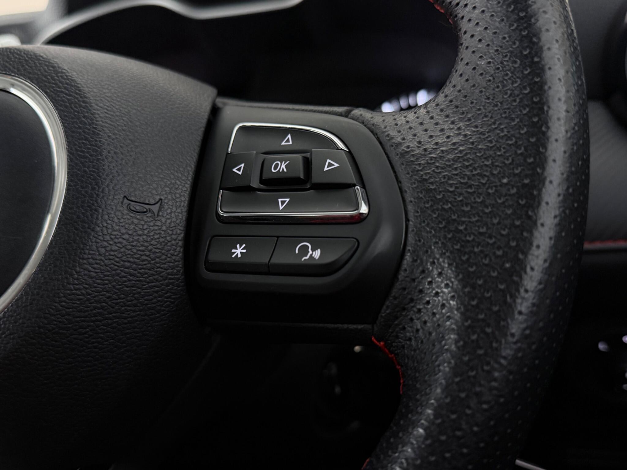MG ZS view 16
