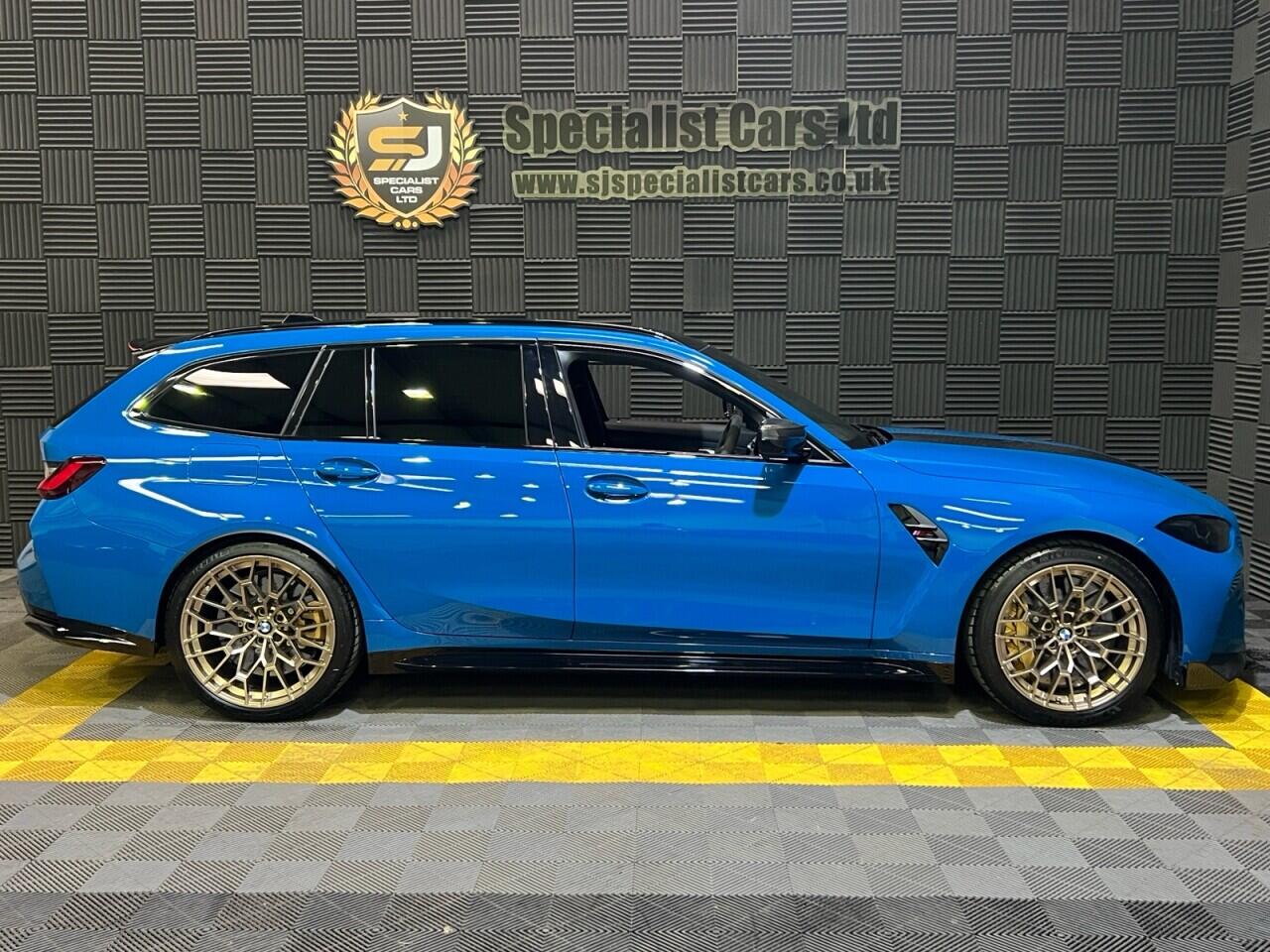 BMW M3 view 9
