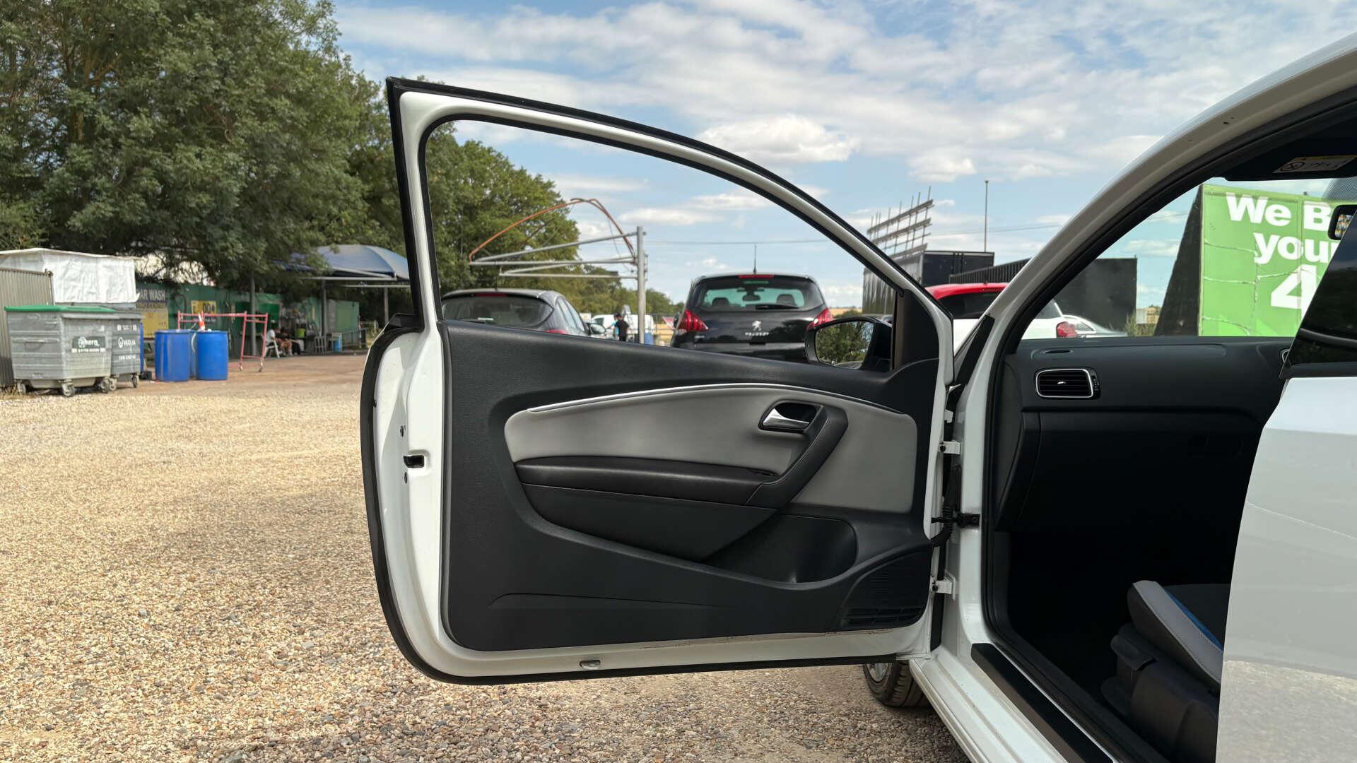 Volkswagen Polo view 37