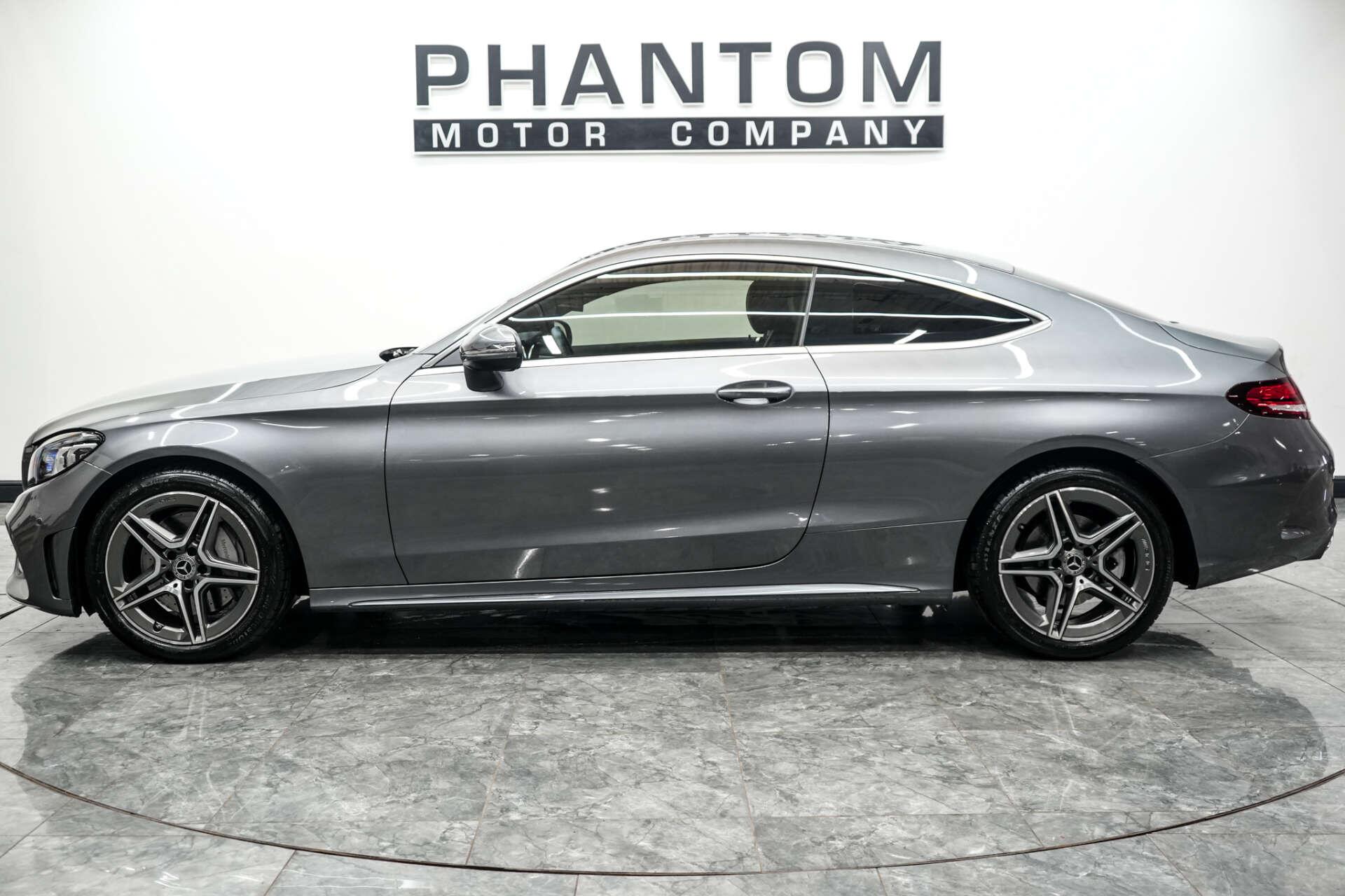 Mercedes-Benz C Class view 3