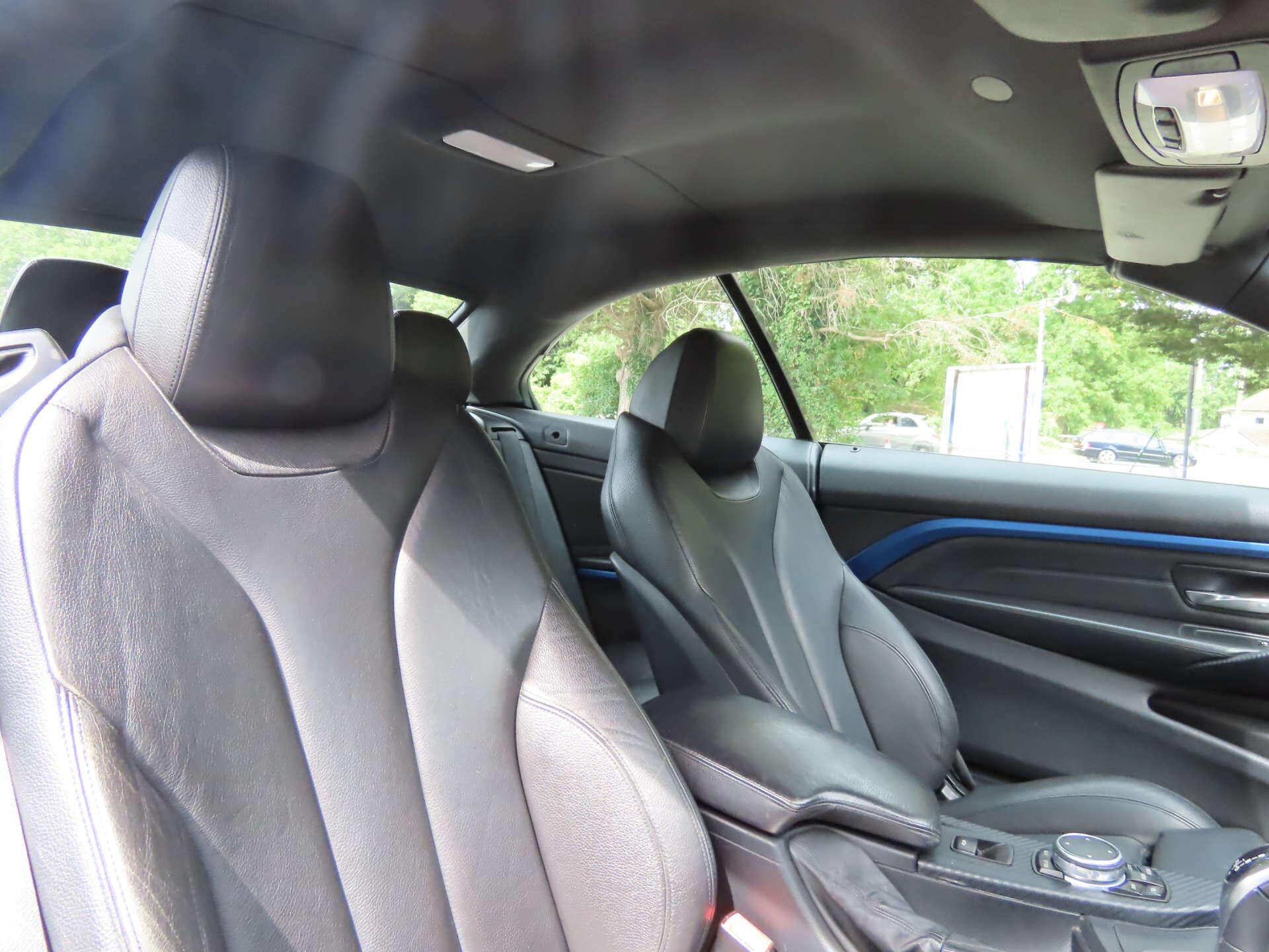 BMW 4 Series view 10