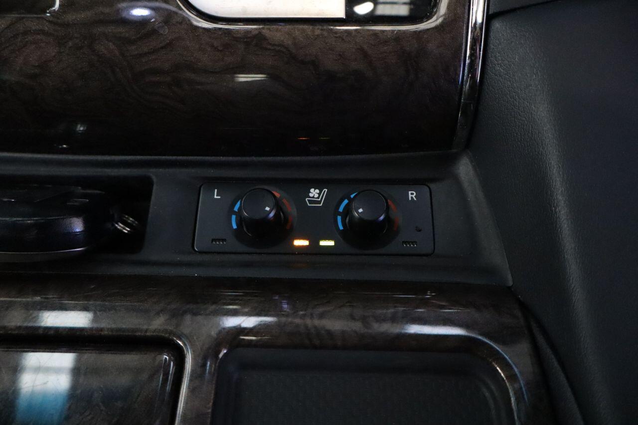 Toyota Alphard view 25