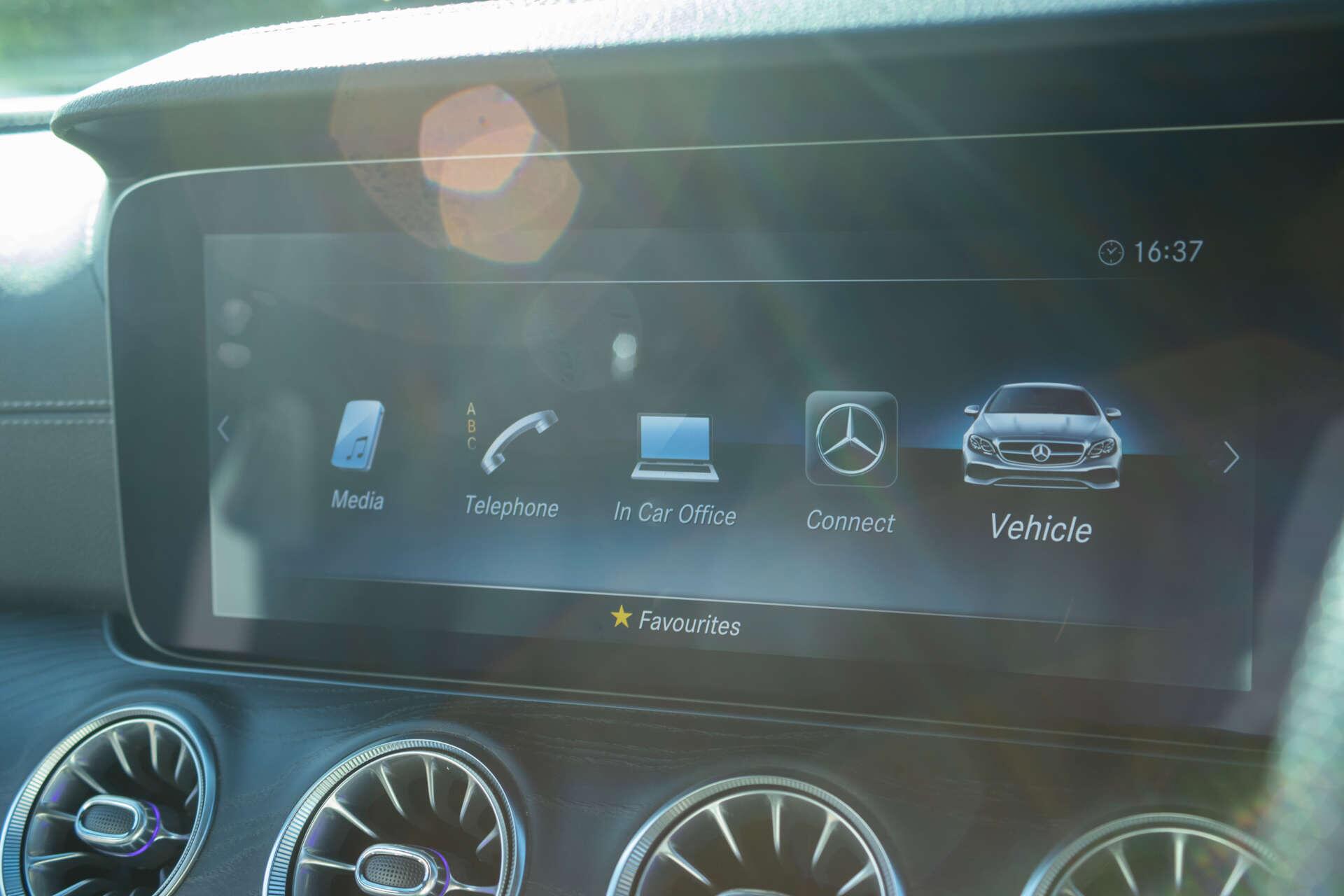 Mercedes-Benz E-Class view 55