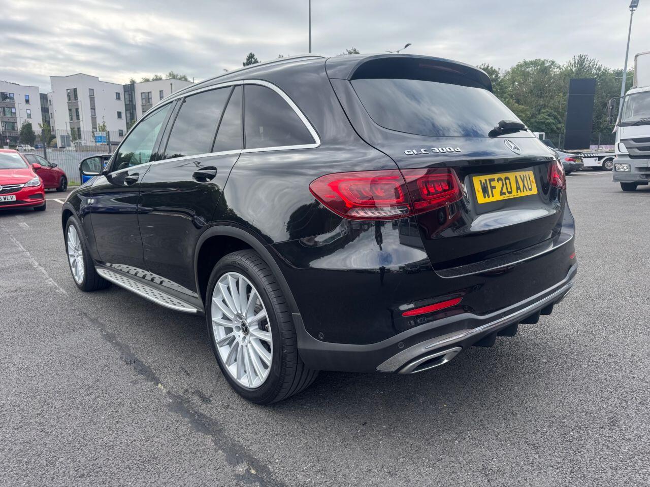 Mercedes-Benz GLC view 3